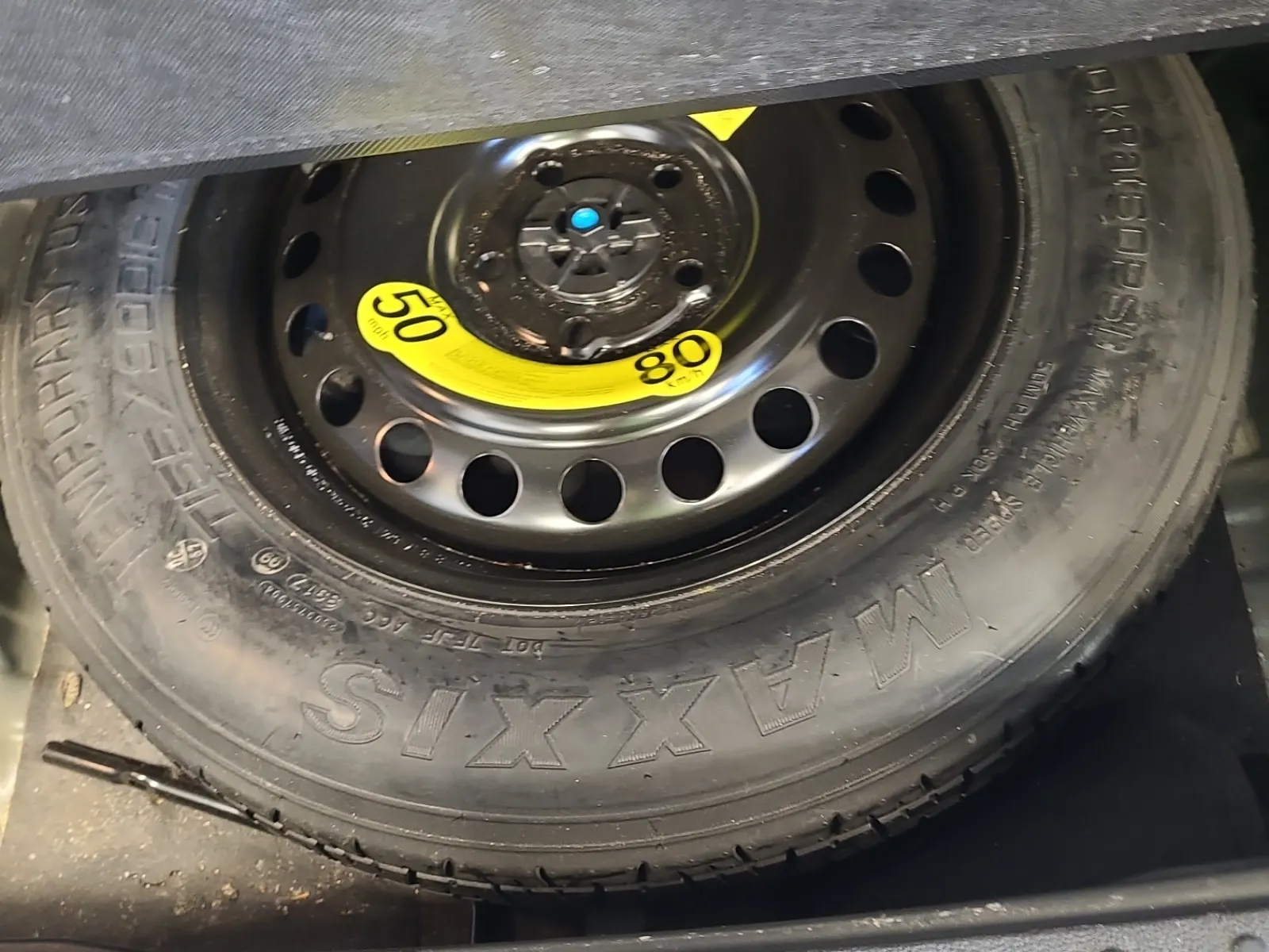 Spare Tire & Wheel Photo