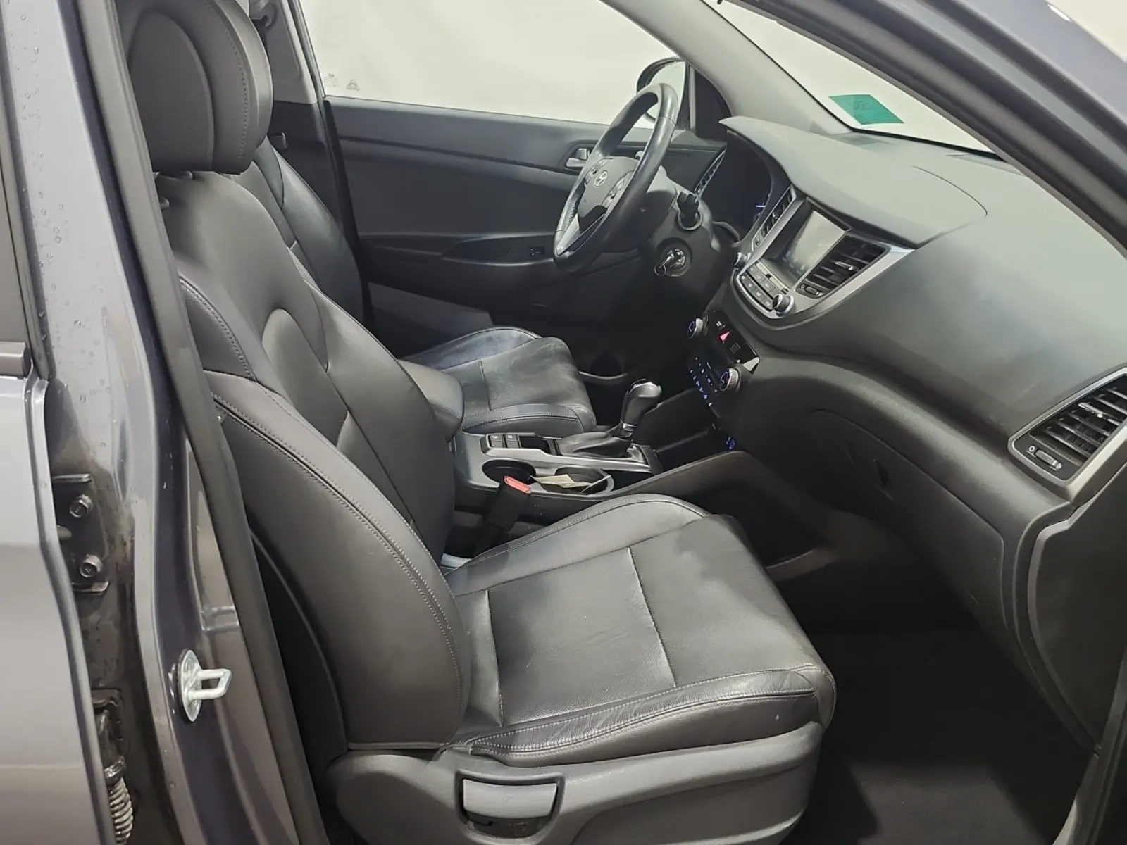 Right Side Interior Photo