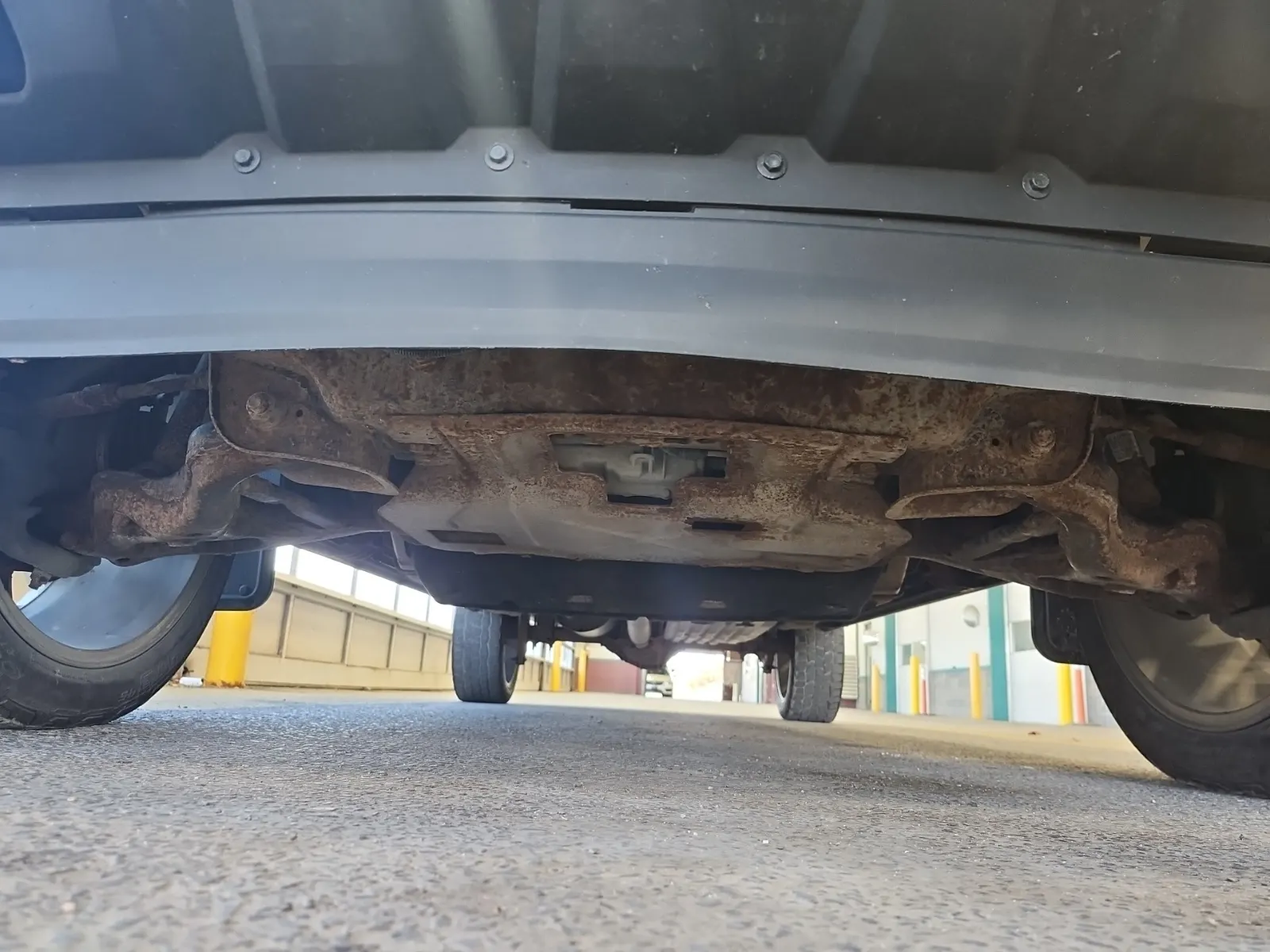 Undercarriage - Front Photo