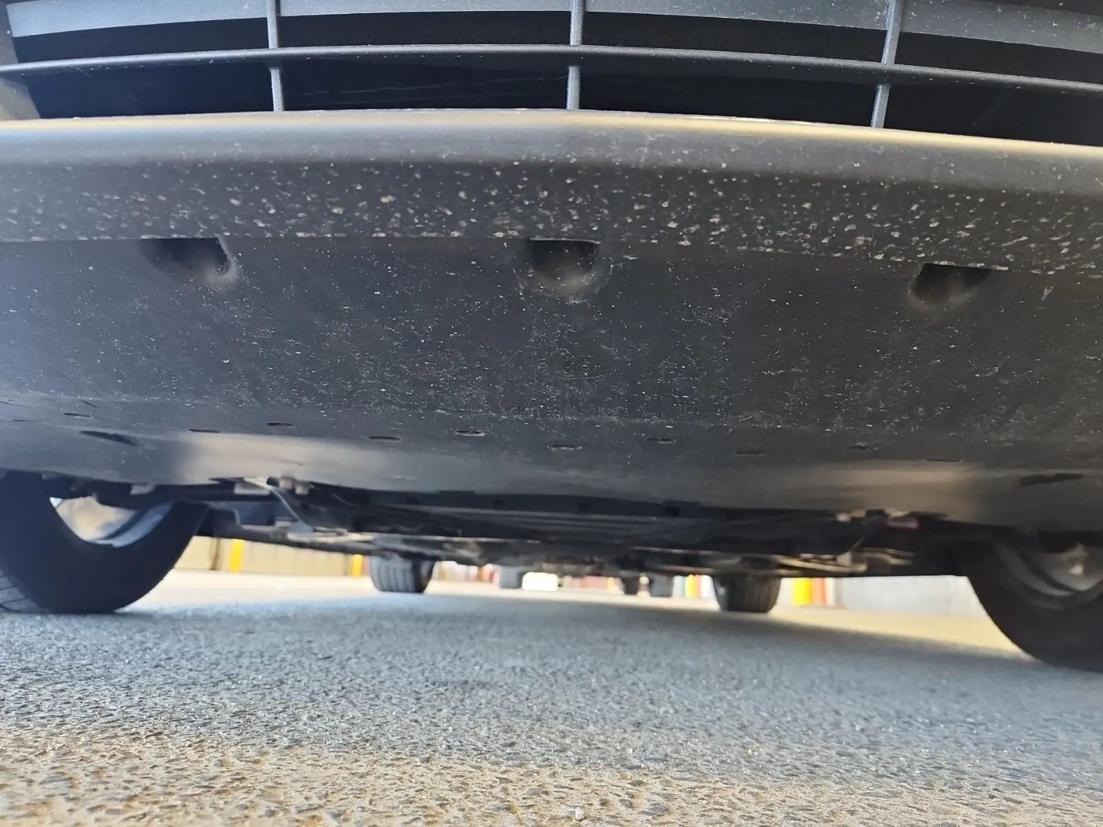 Undercarriage - Front Photo