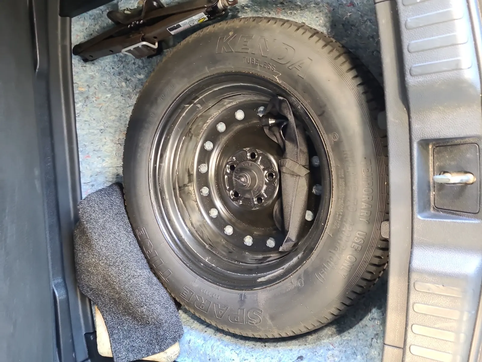 Spare Tire & Wheel Photo