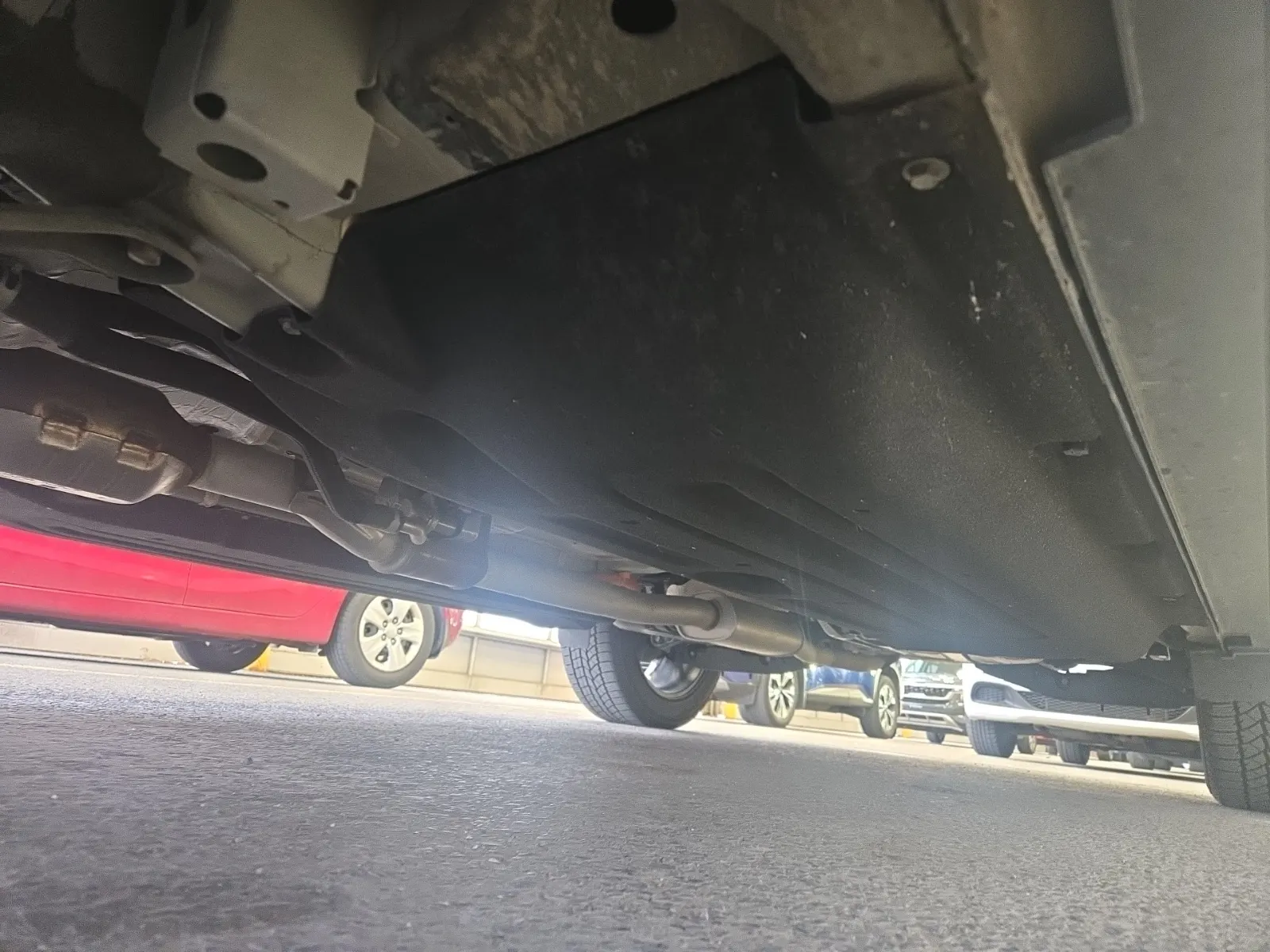 Undercarriage - Driver Photo