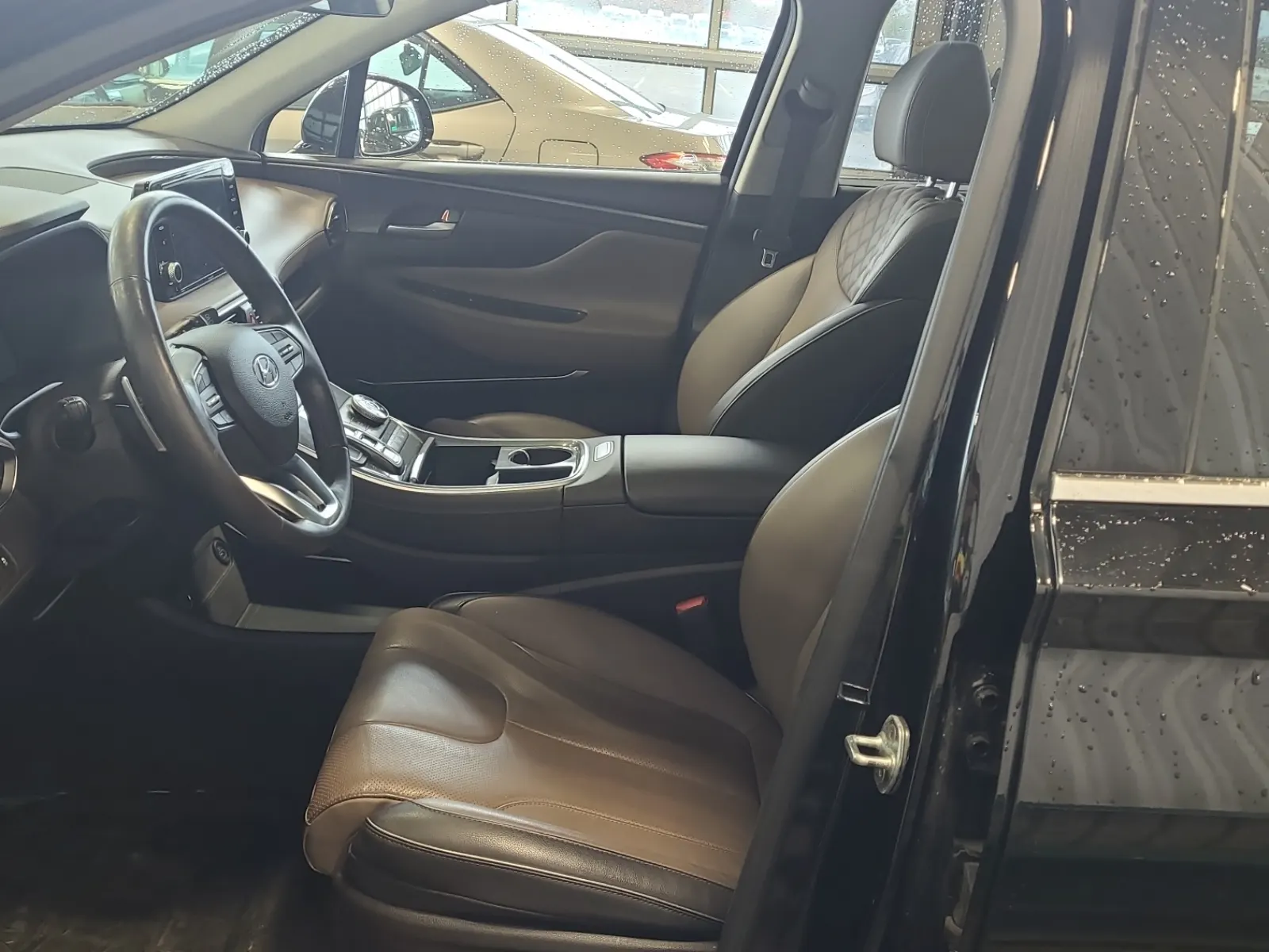 Front Interior Photo