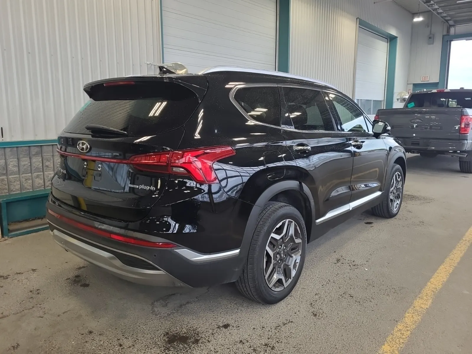 Passenger Rear 3/4 Photo