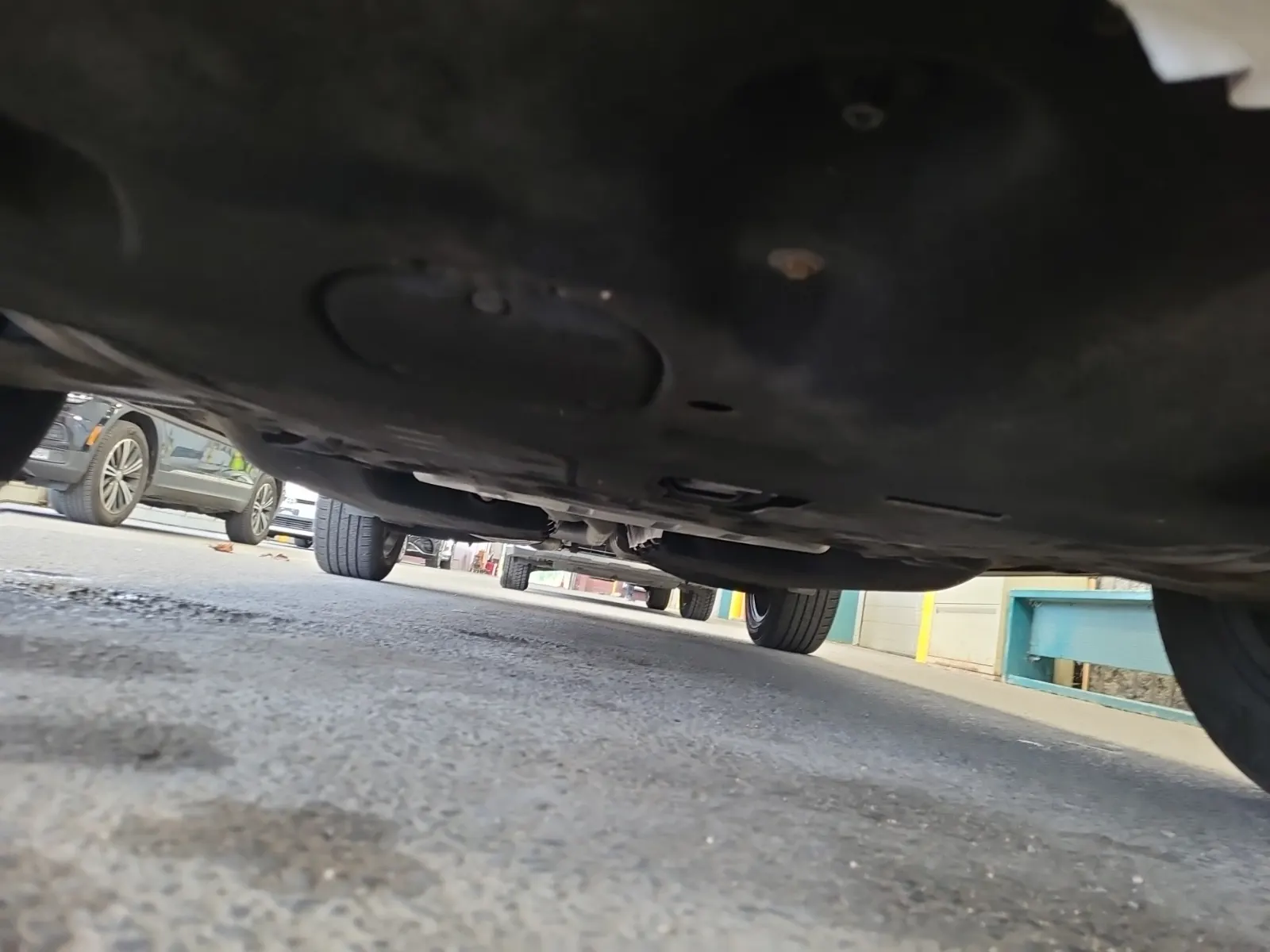 Undercarriage - Front Photo
