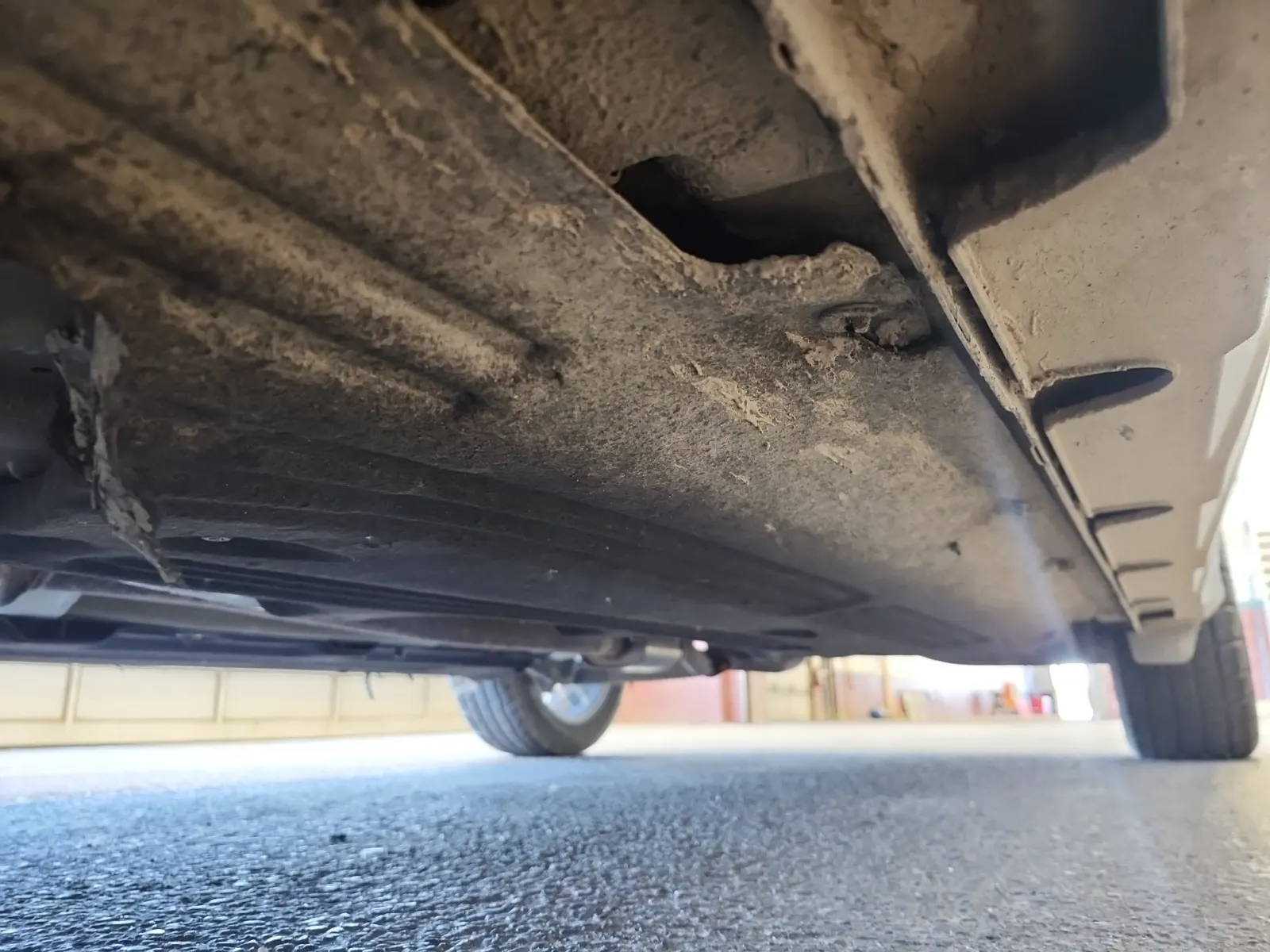 Undercarriage - Driver Photo