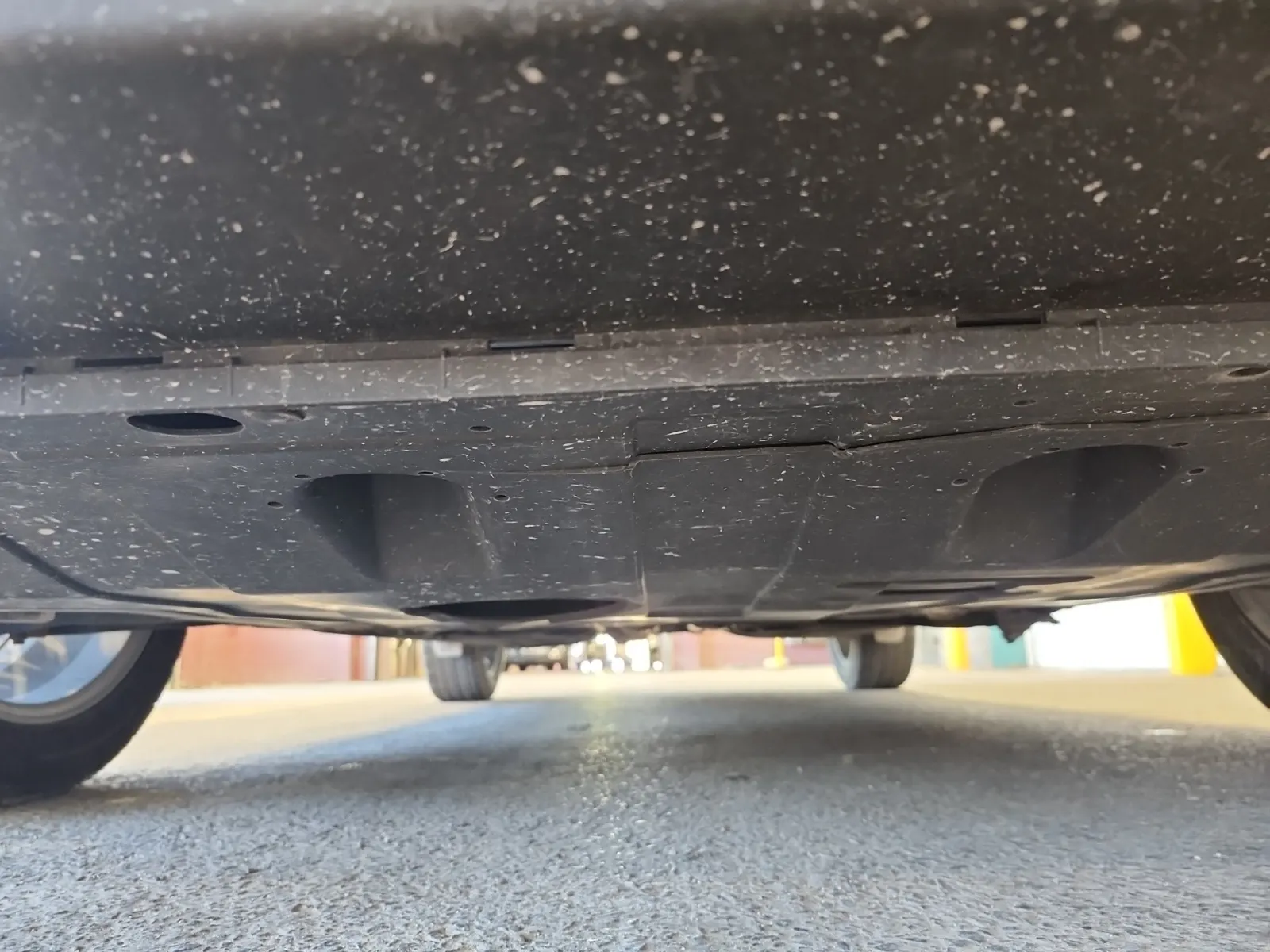 Undercarriage - Front Photo