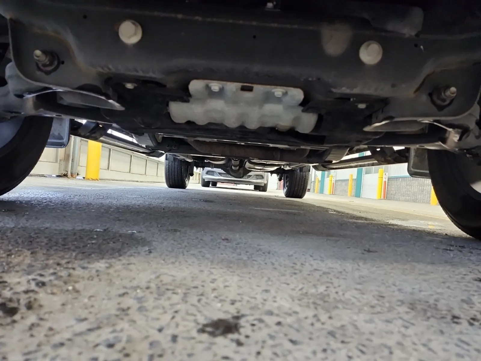 Undercarriage - Front Photo