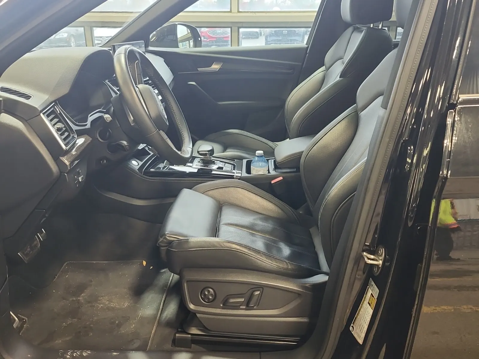 Front Interior Photo
