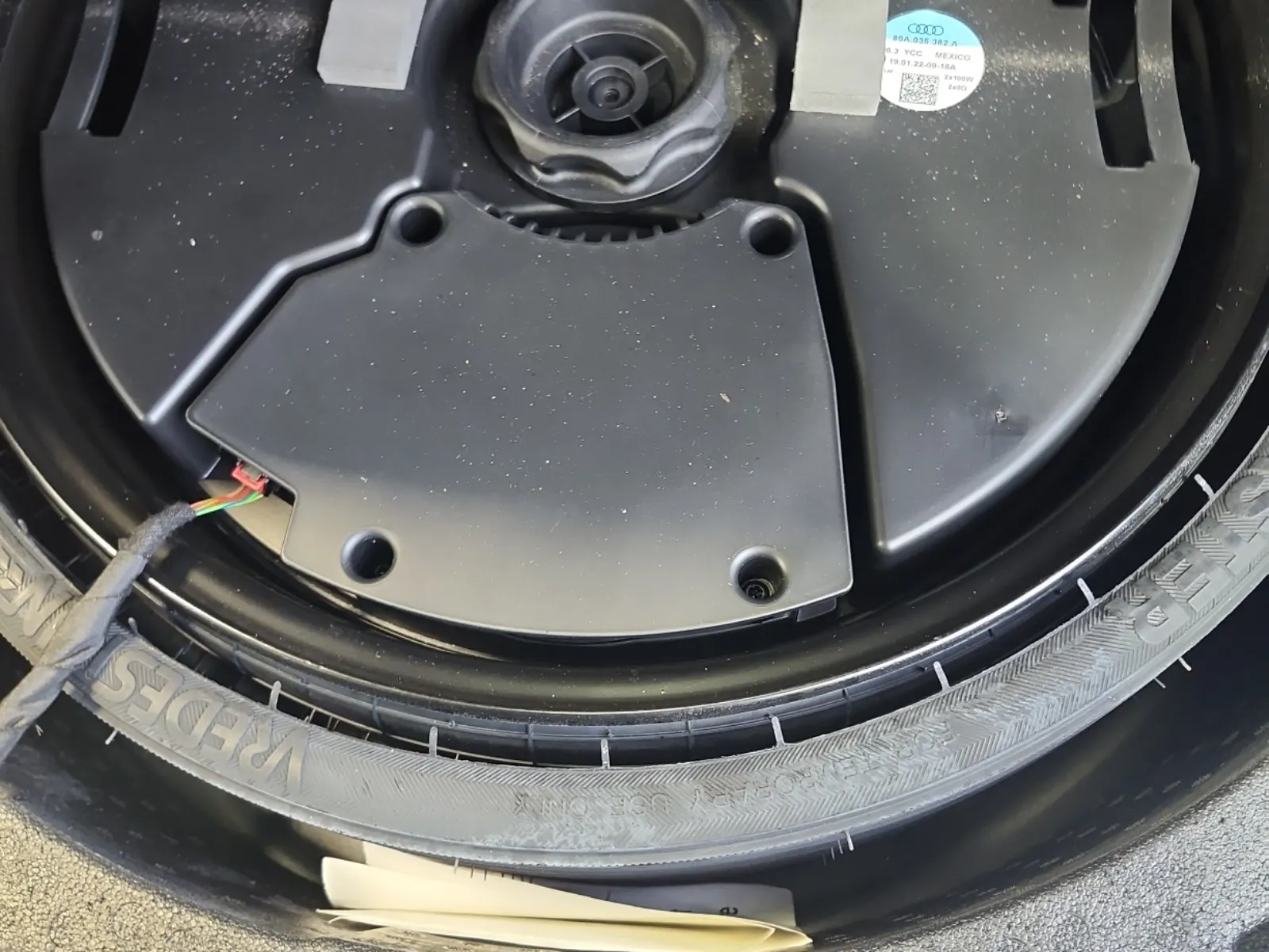 Spare Tire & Wheel Photo