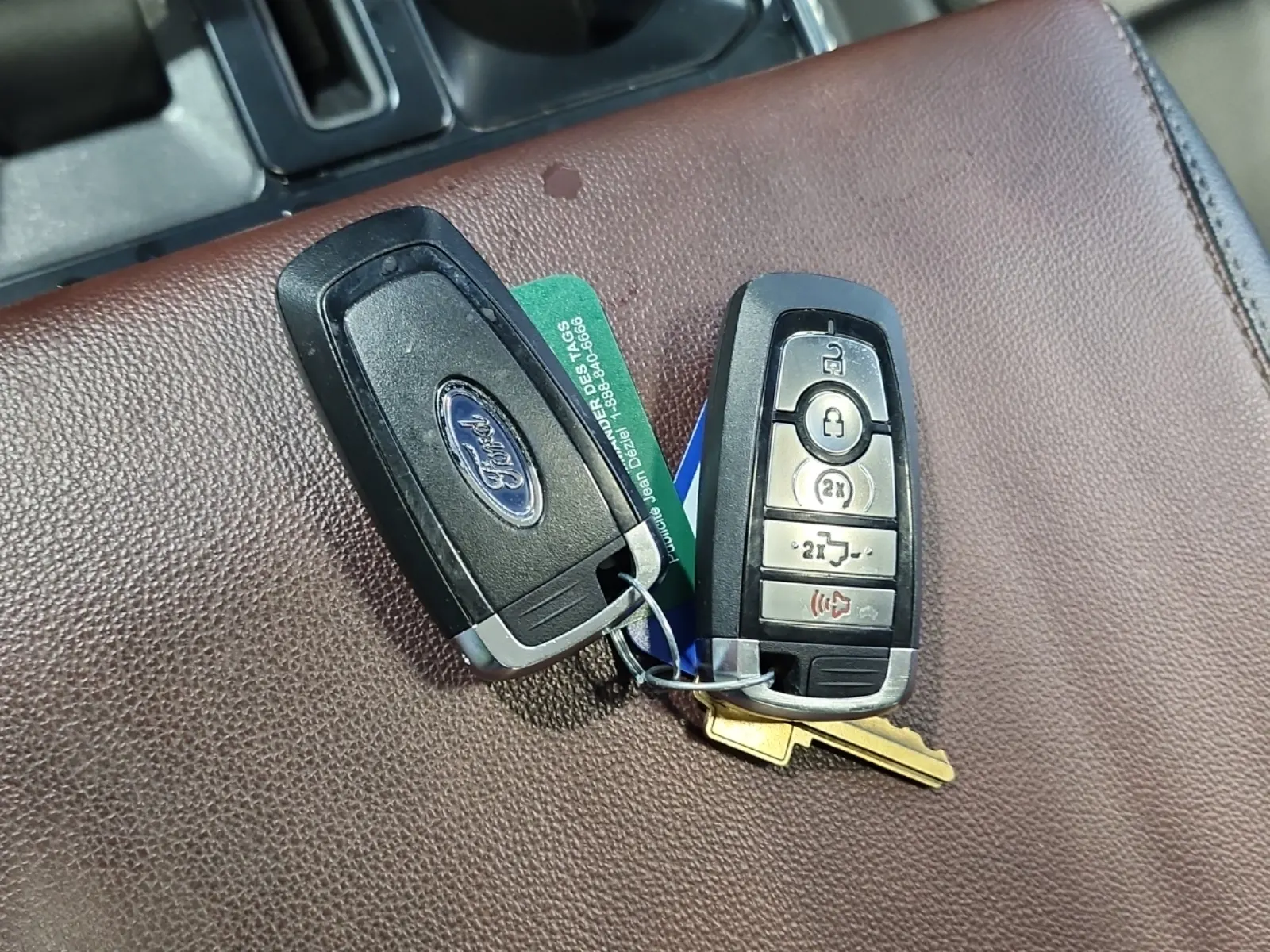 Keys/Fobs/Manual Photo