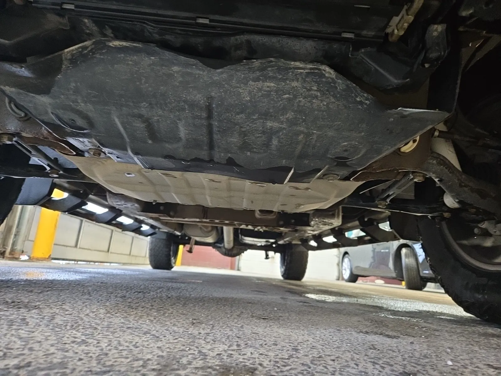 Undercarriage - Front Photo