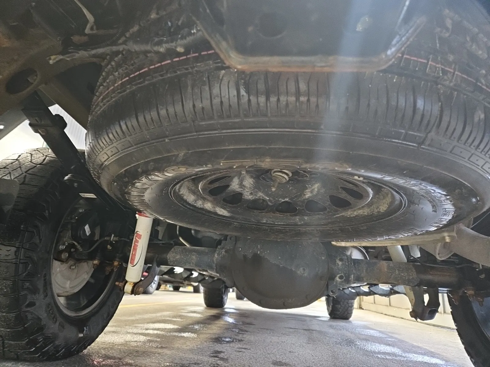 Spare Tire & Wheel Photo