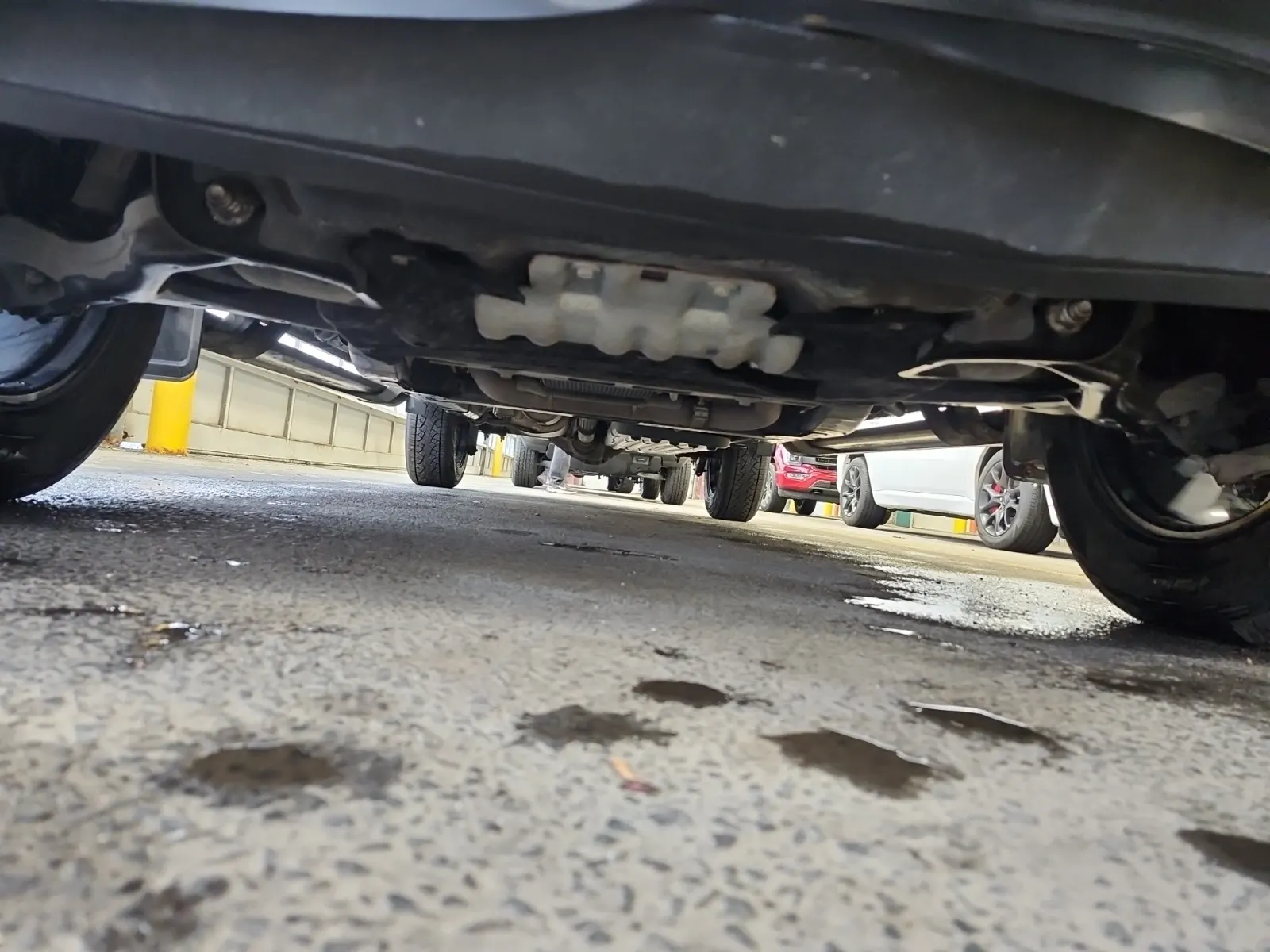 Undercarriage - Front Photo