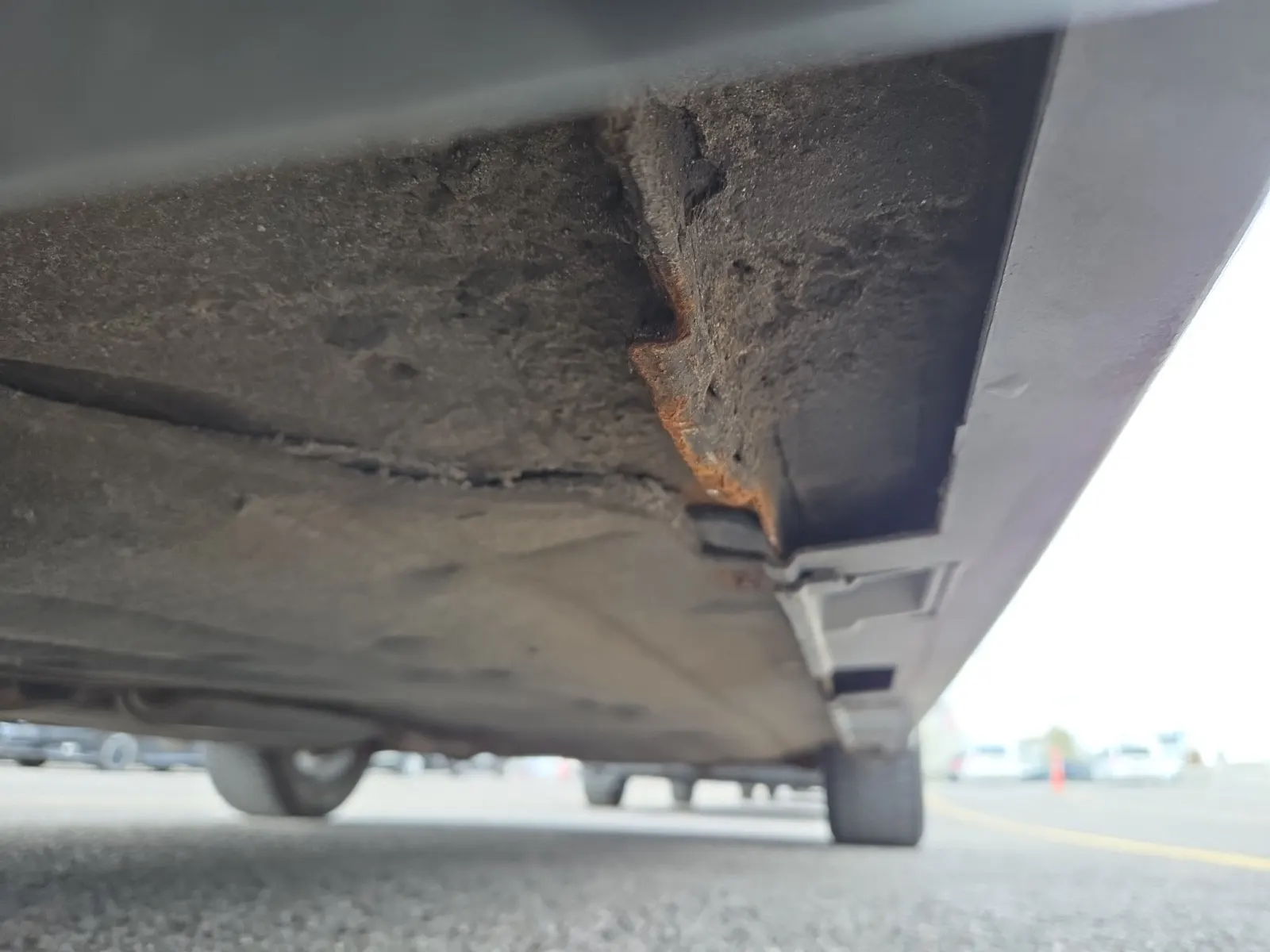 Undercarriage - Driver Photo