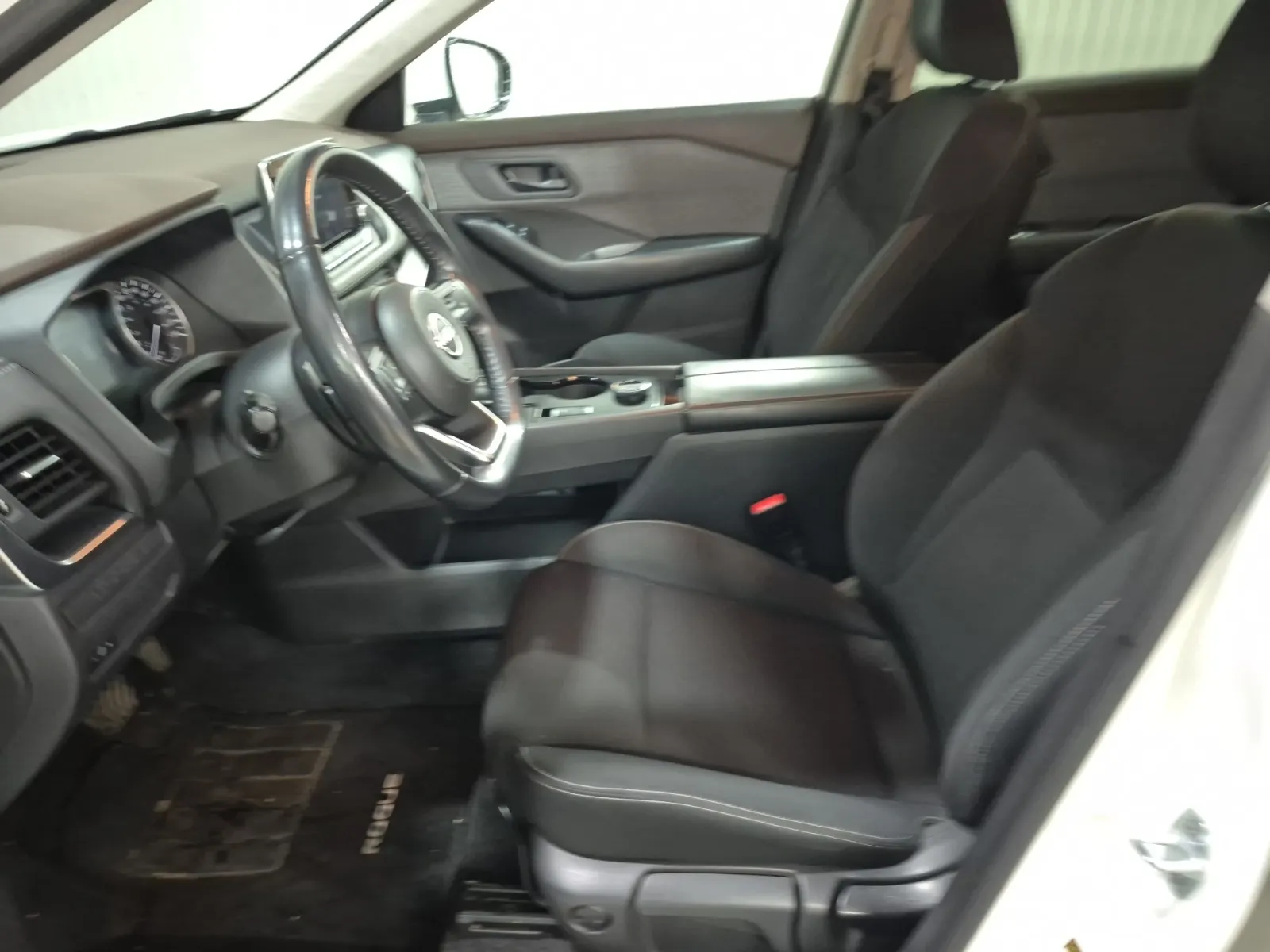 Front Interior Photo