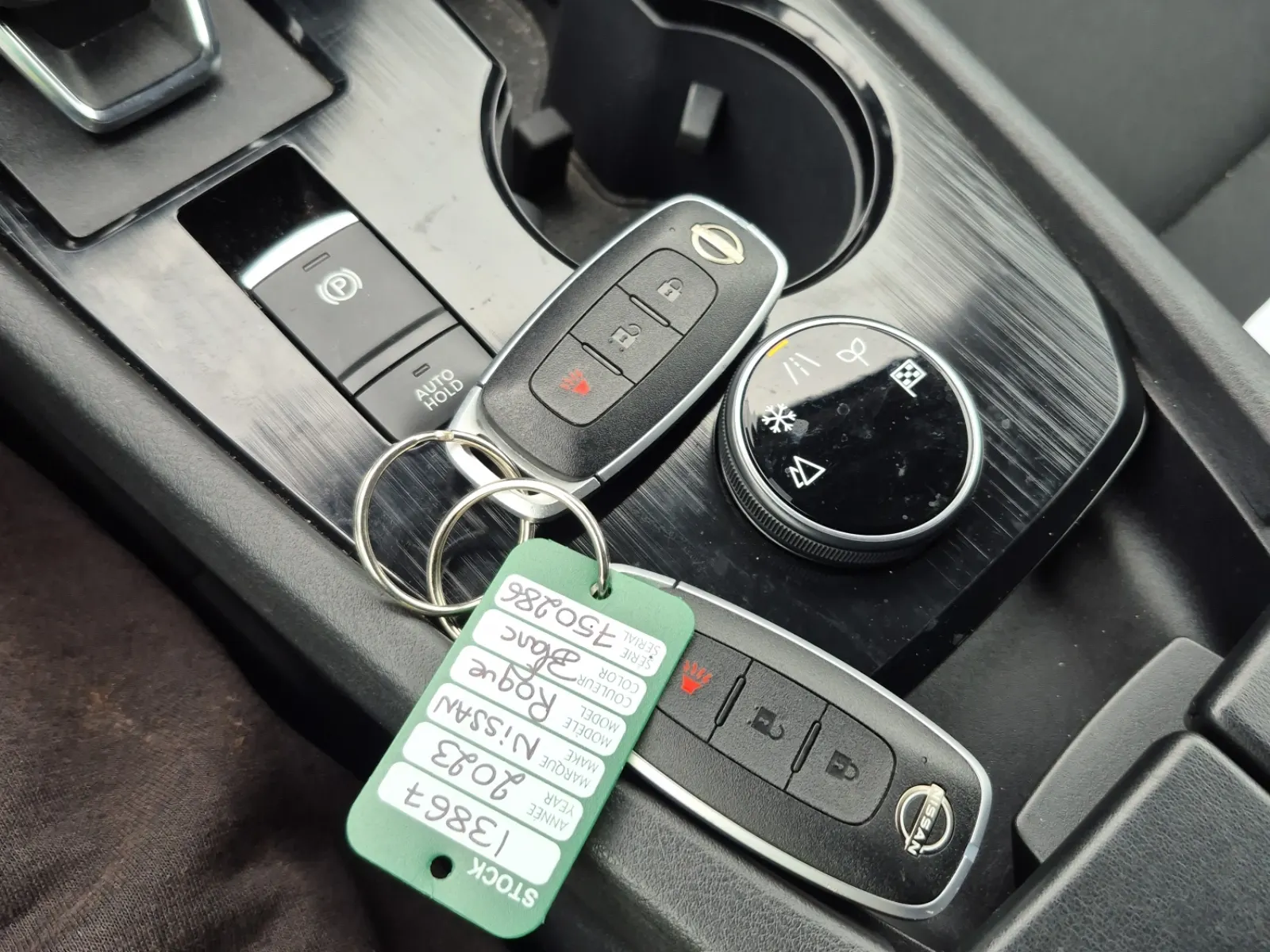 Keys/Fobs/Manual Photo