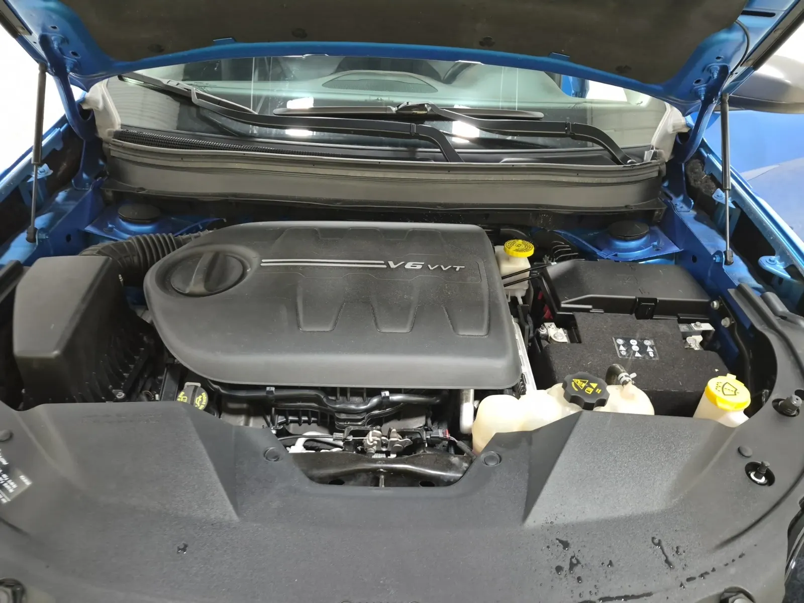 Engine Photo