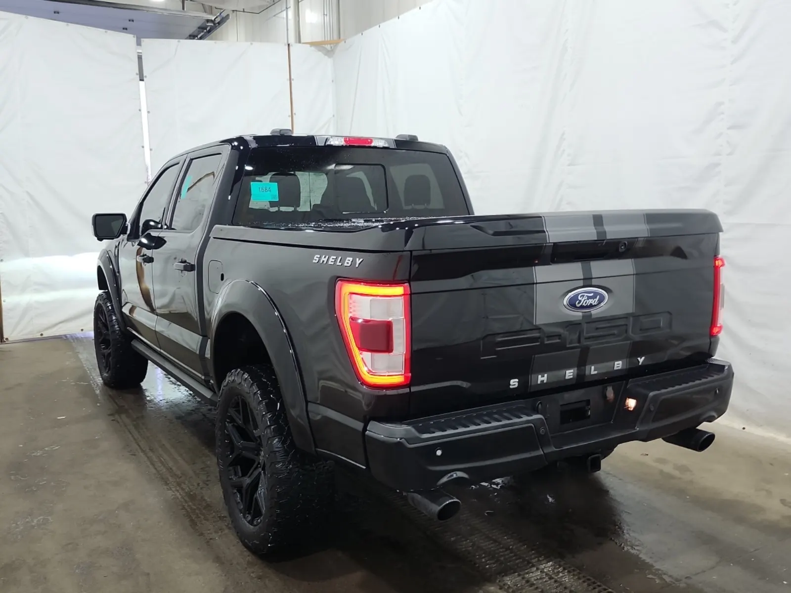 Driver Rear 3/4 Photo