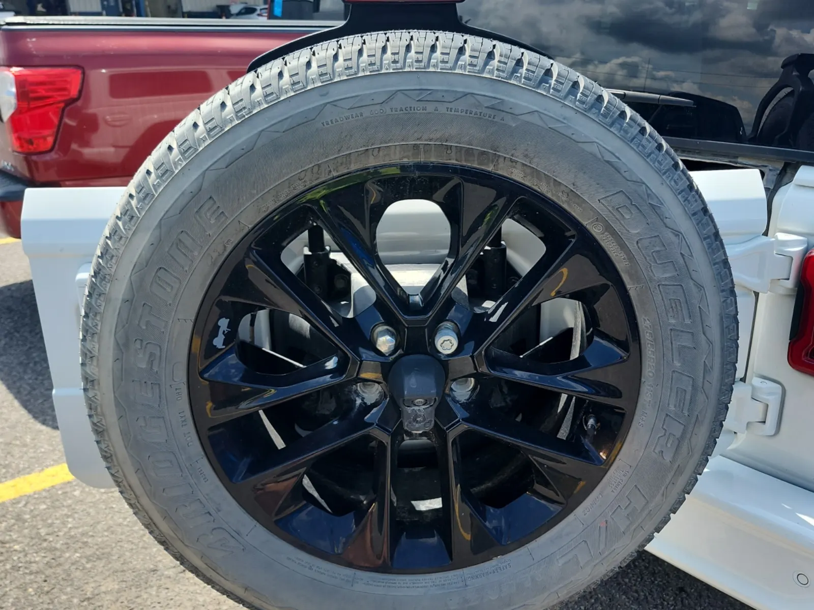 Spare Tire & Wheel Photo