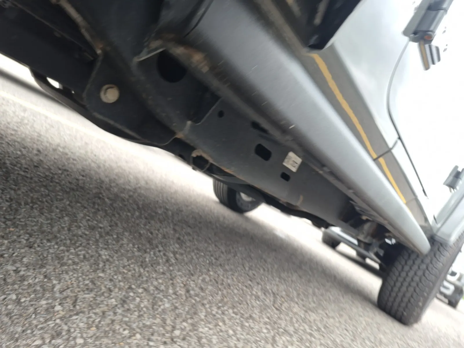 Undercarriage - Driver Photo