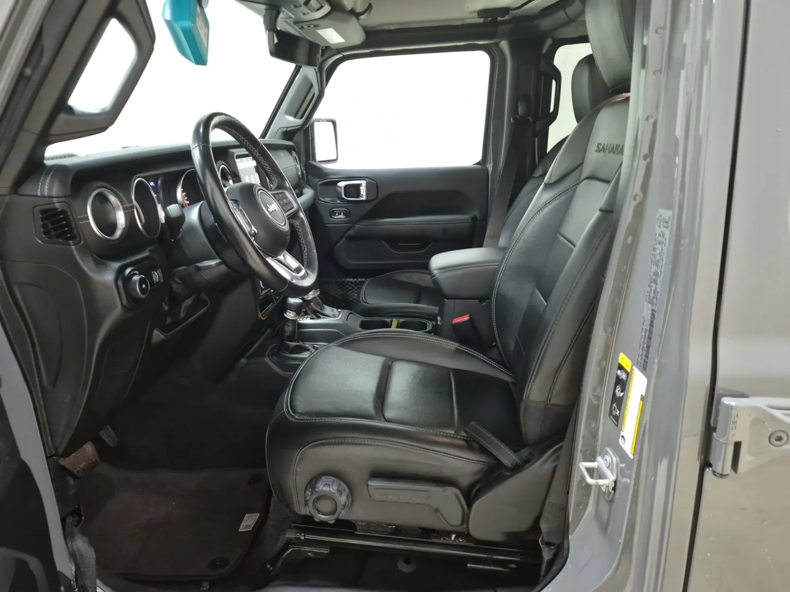 Front Interior Photo