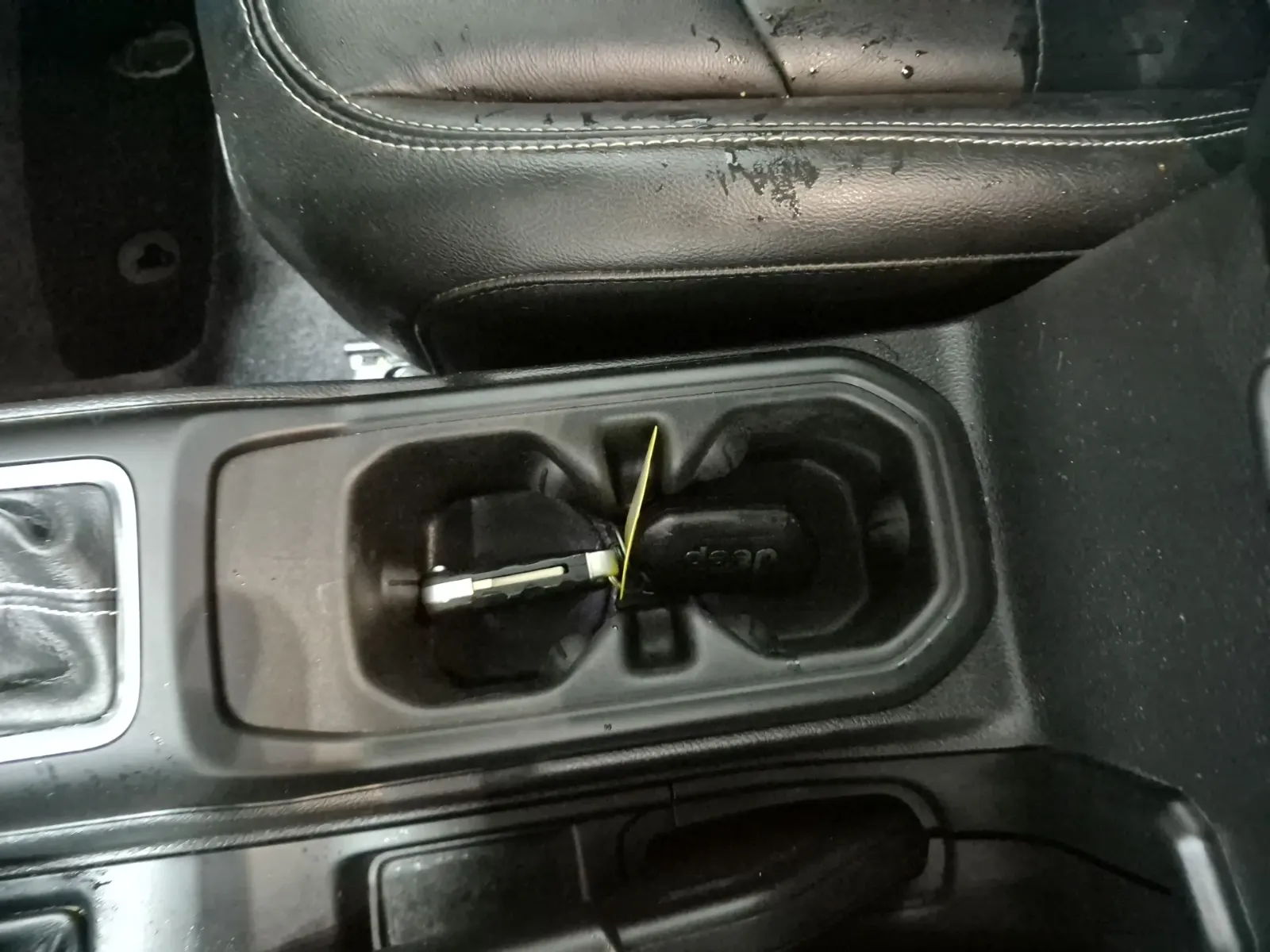 Keys/Fobs/Manual Photo