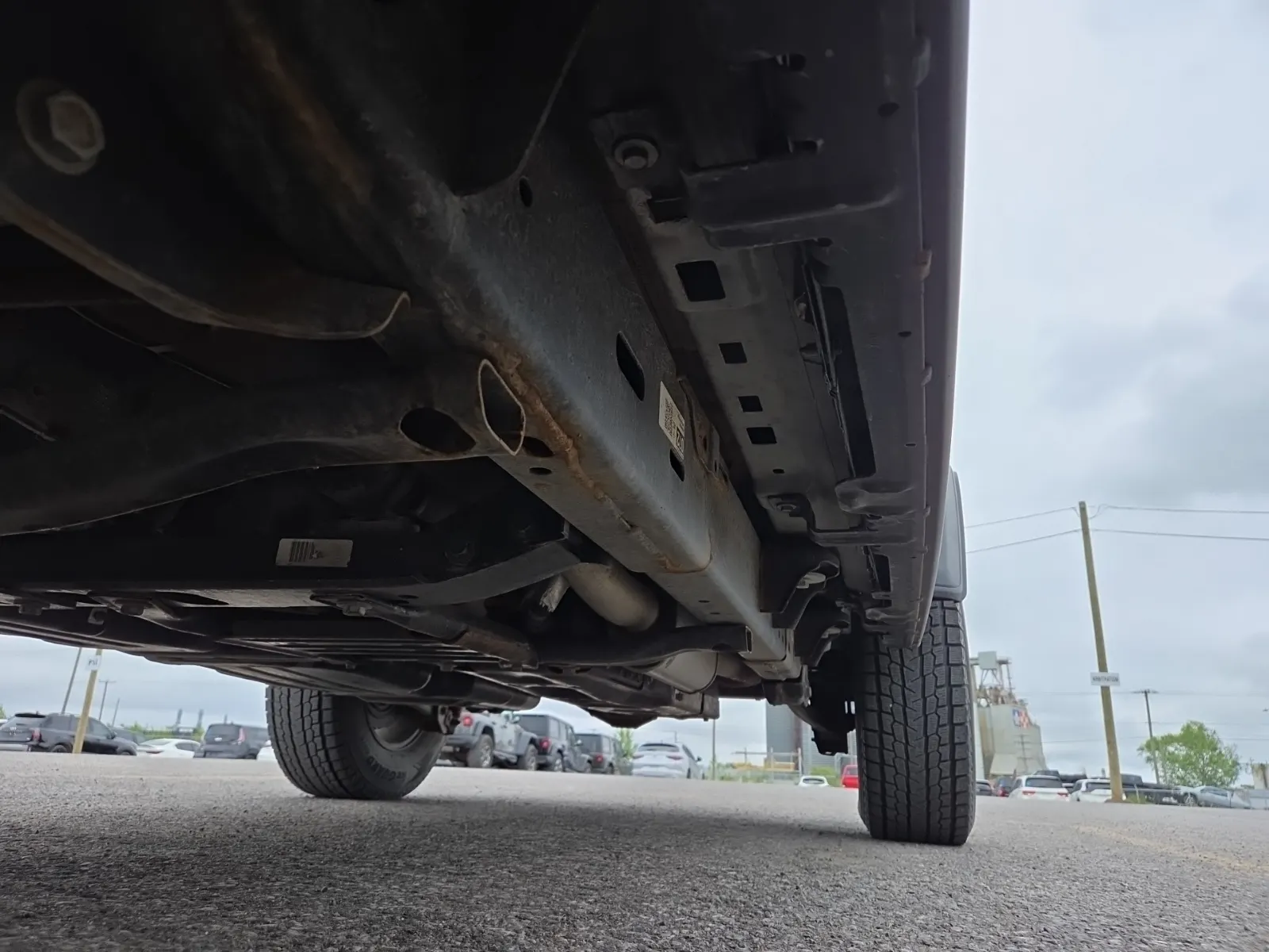 Undercarriage - Driver Photo