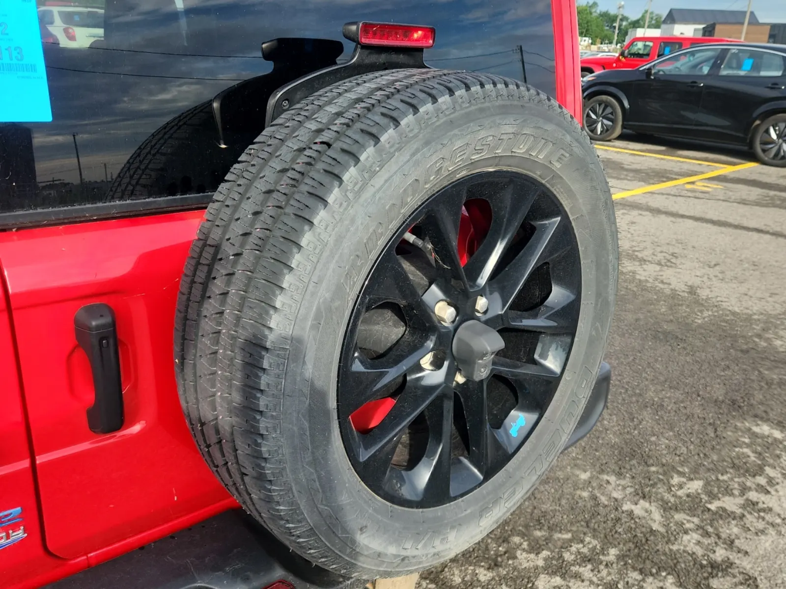 Spare Tire & Wheel Photo