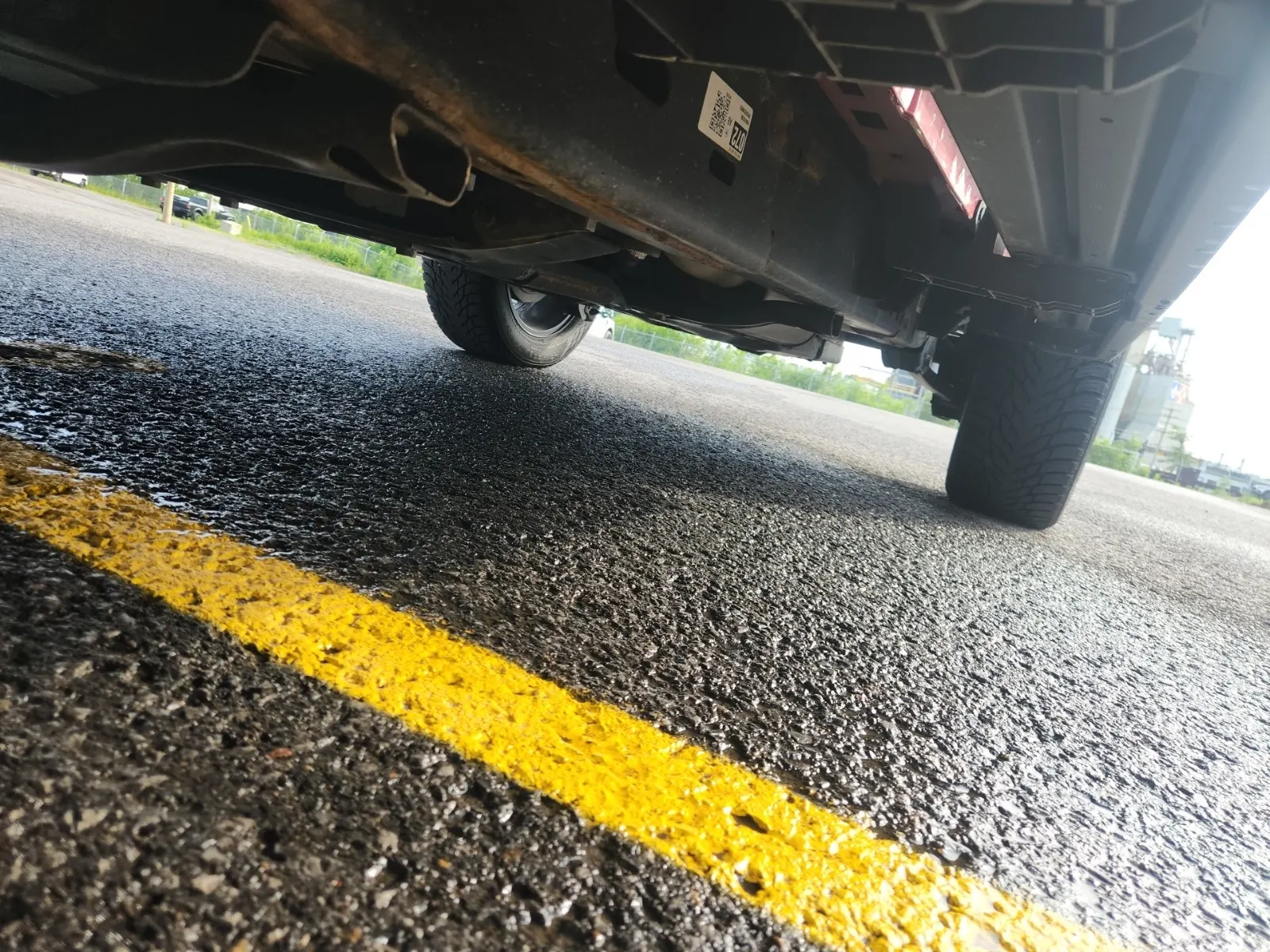 Undercarriage - Driver Photo