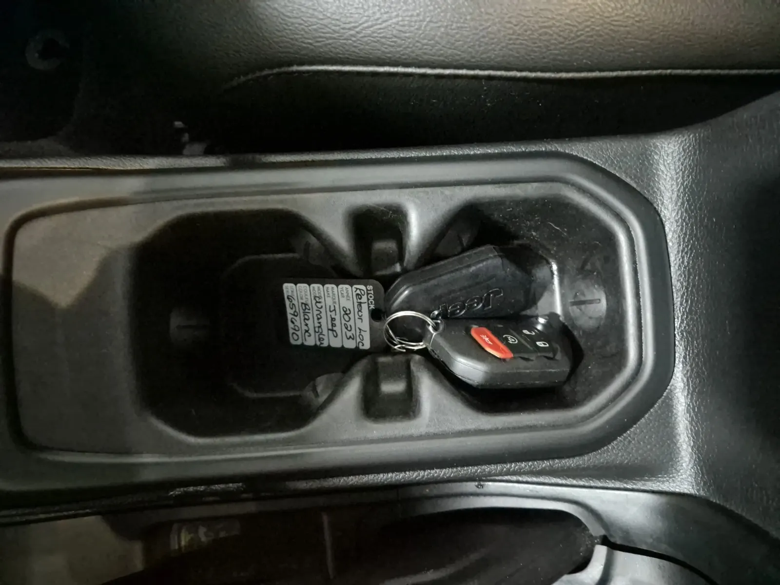 Keys/Fobs/Manual Photo