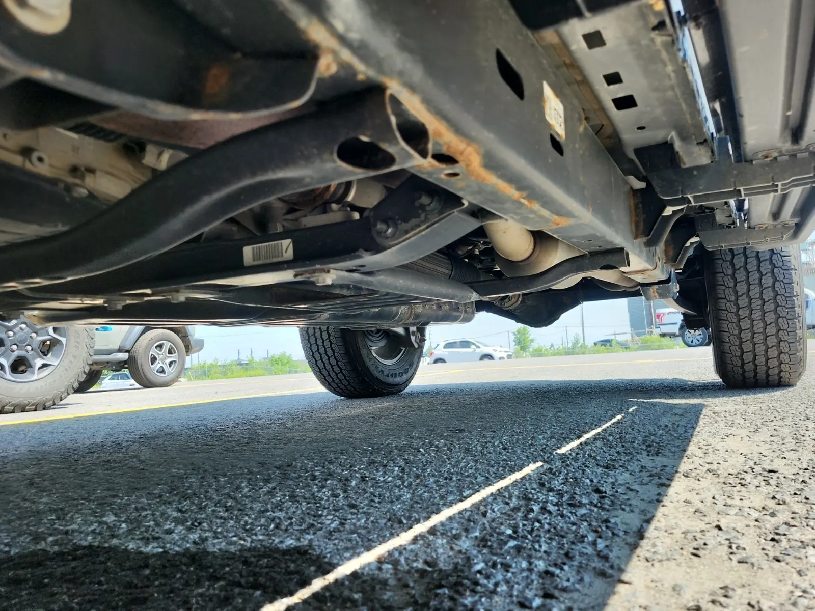 Undercarriage - Driver Photo