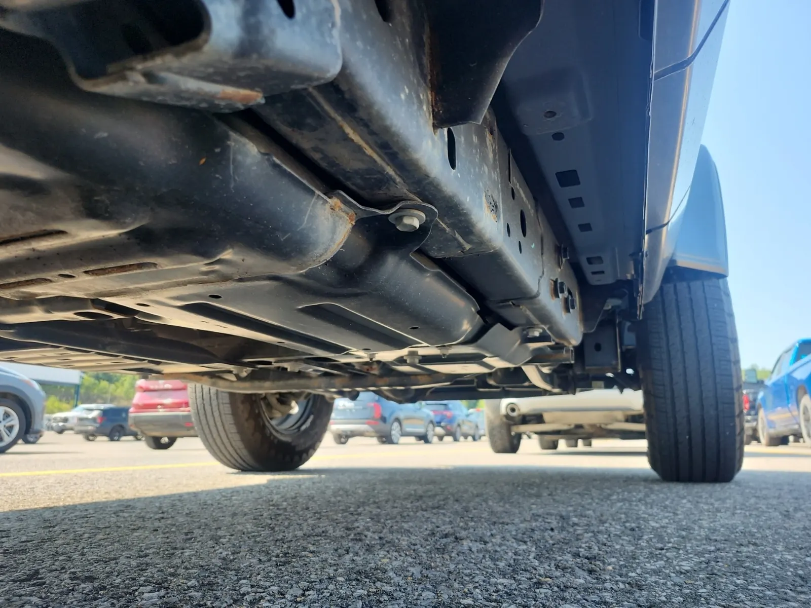 Undercarriage - Passenger Photo