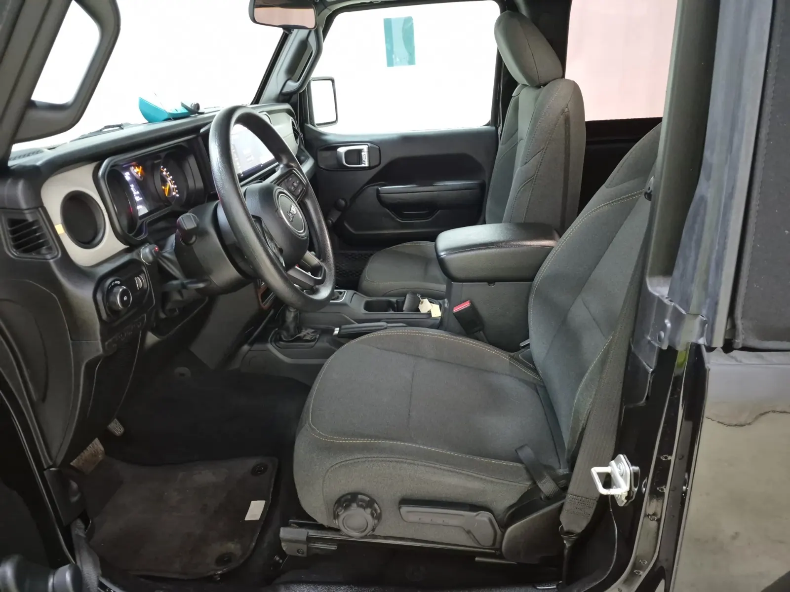 Front Interior Photo