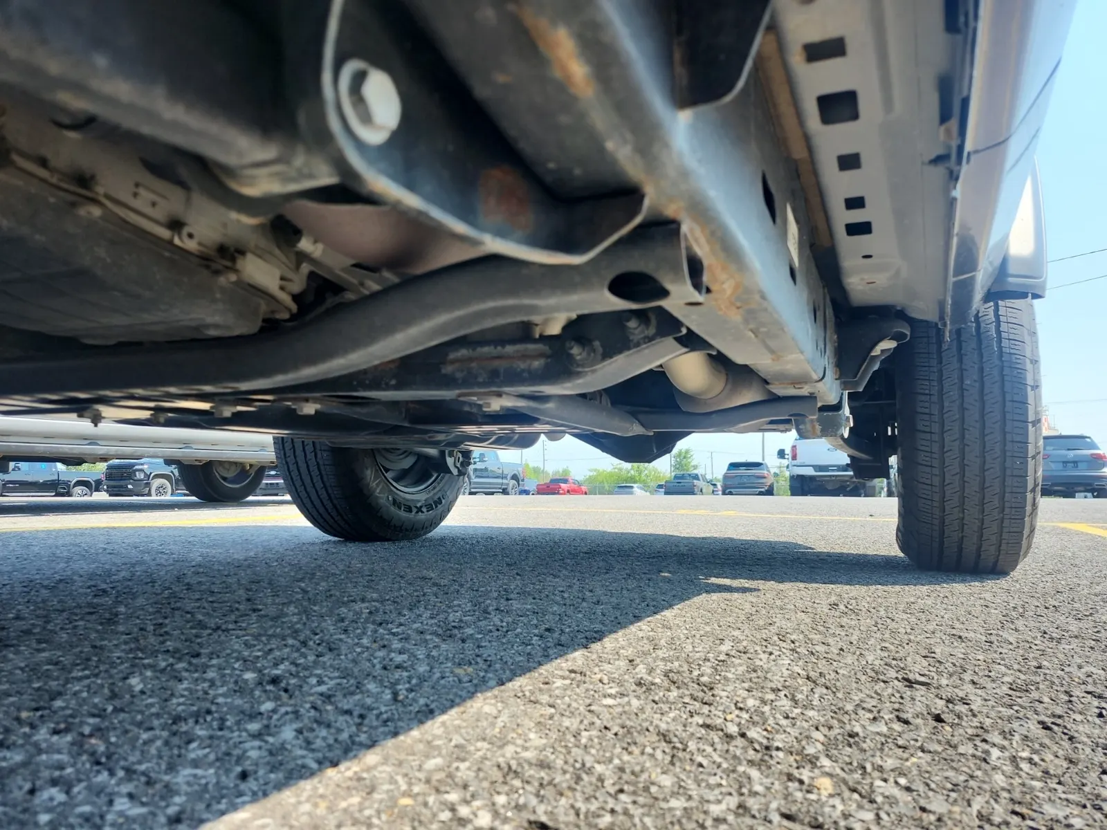 Undercarriage - Driver Photo