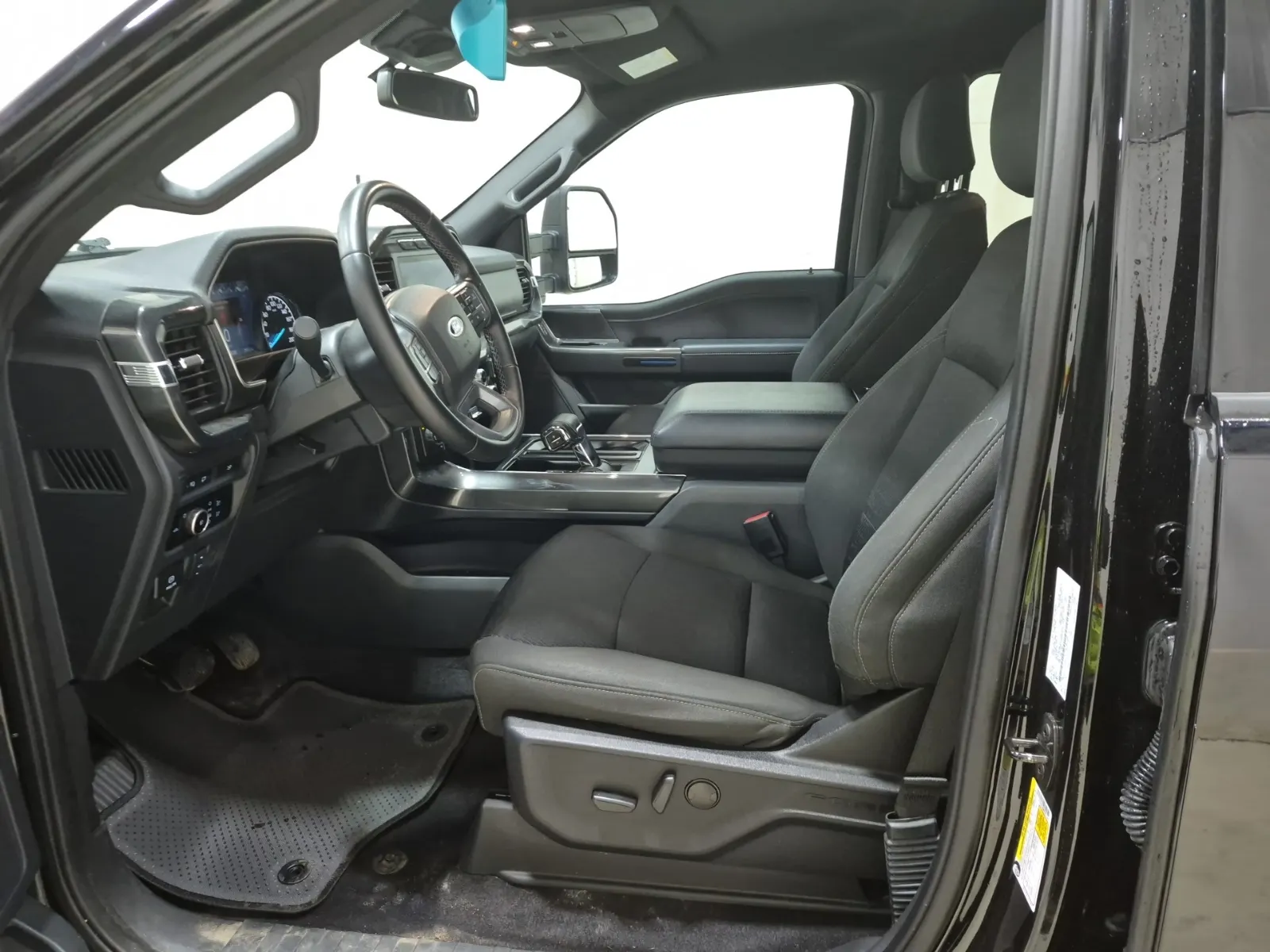 Front Interior Photo