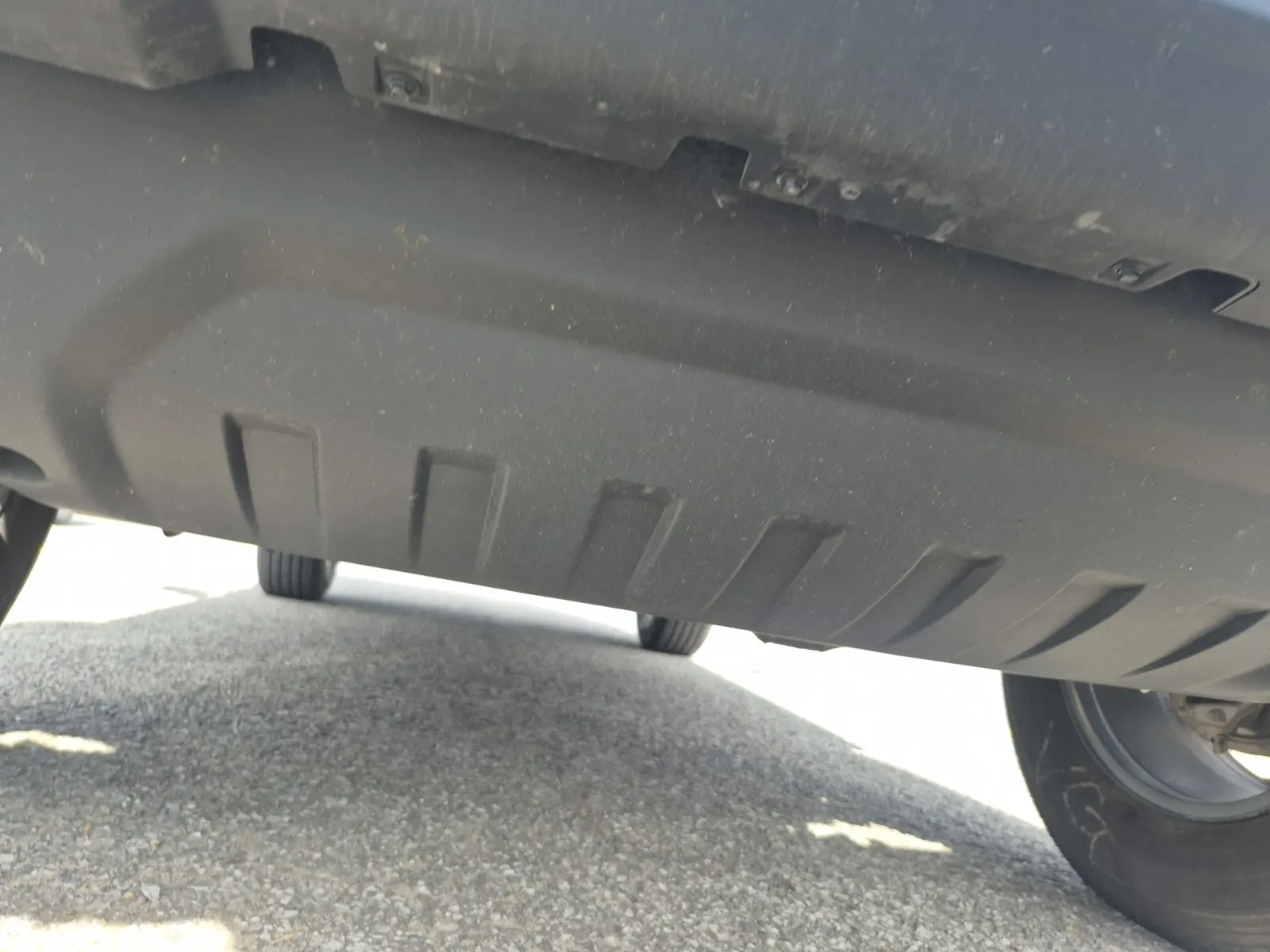 Undercarriage - Front Photo