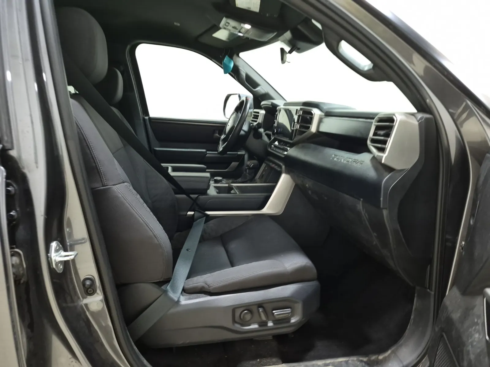 Right Side Interior Photo
