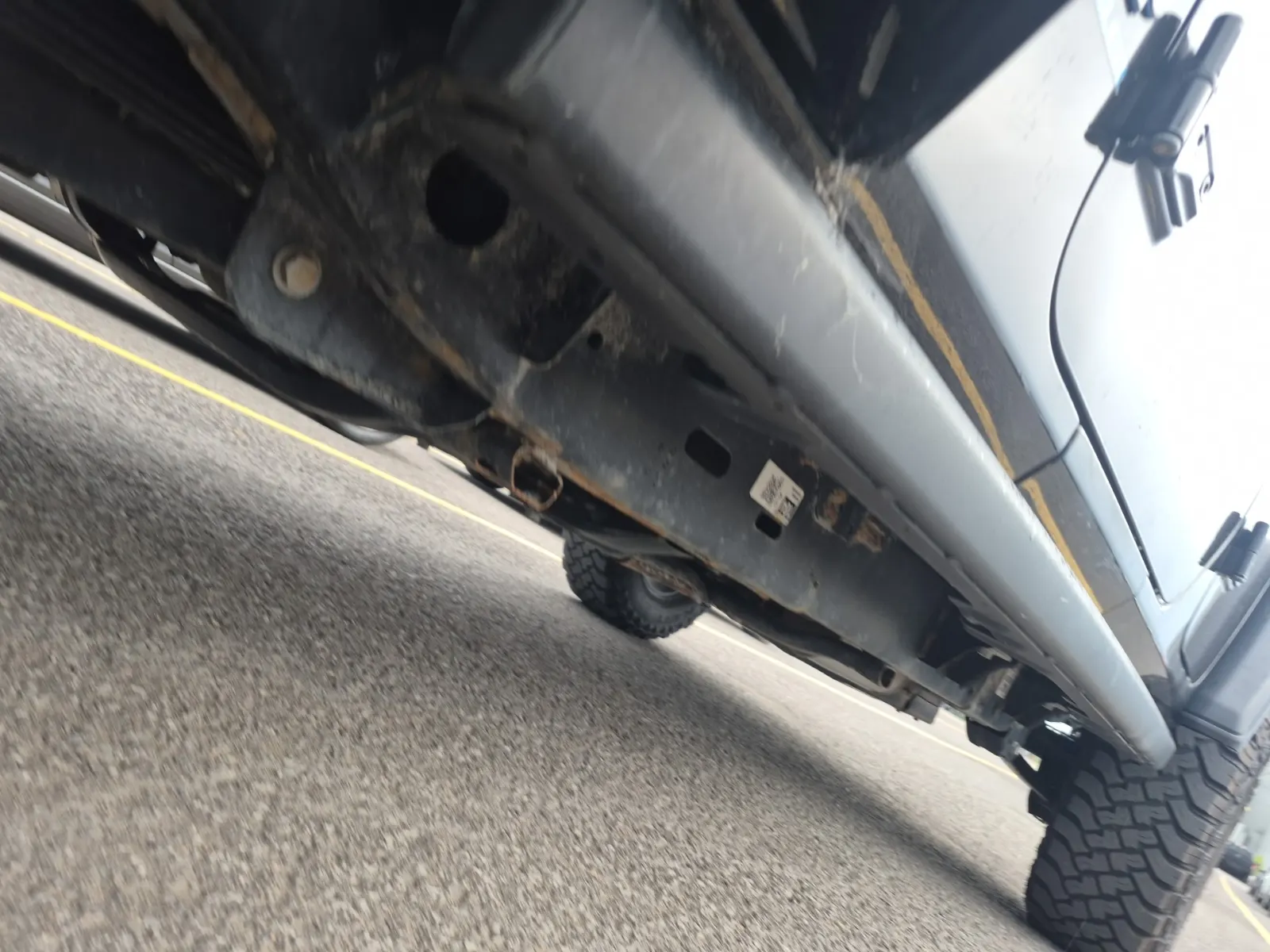 Undercarriage - Driver Photo