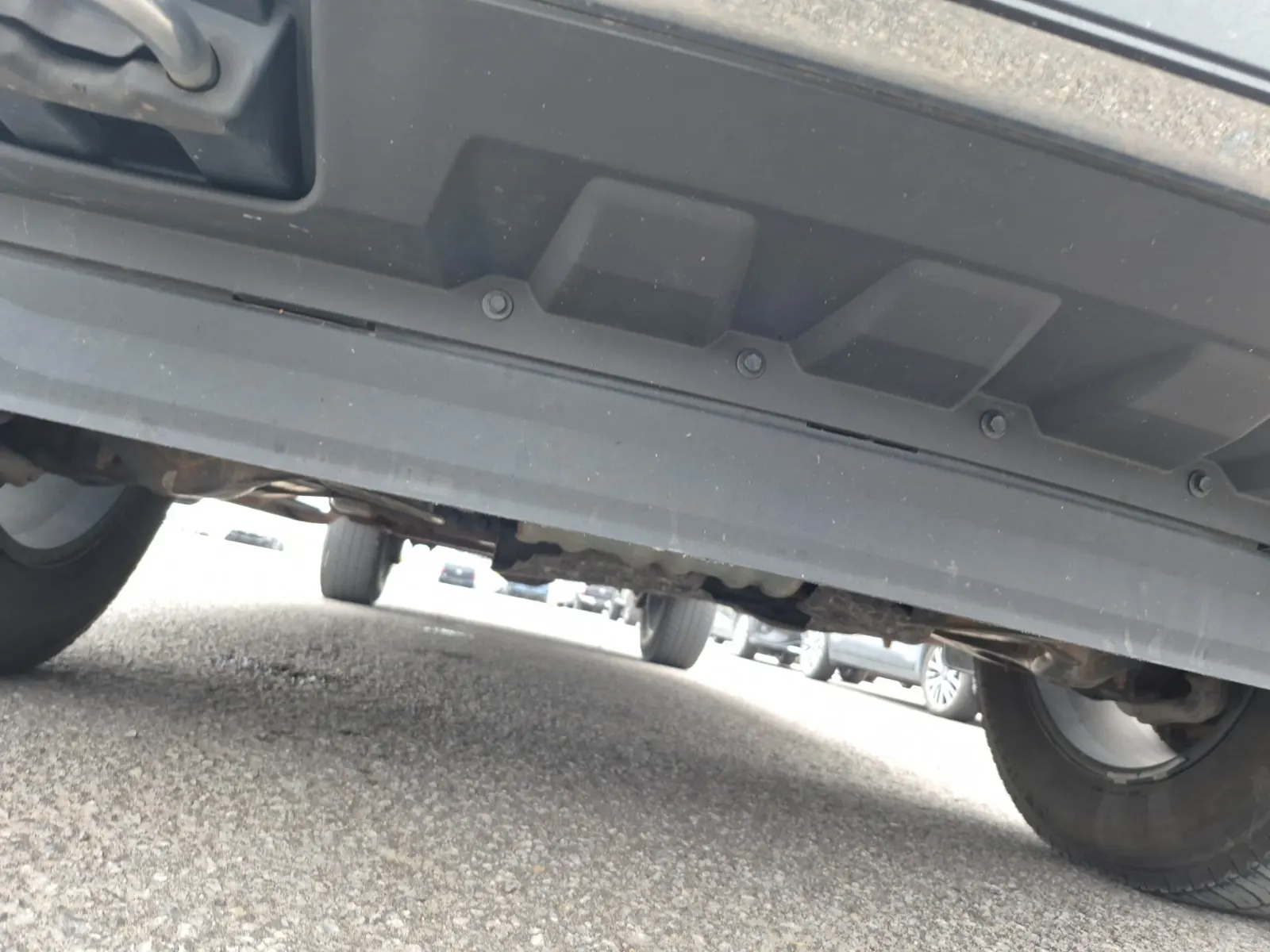Undercarriage - Front Photo