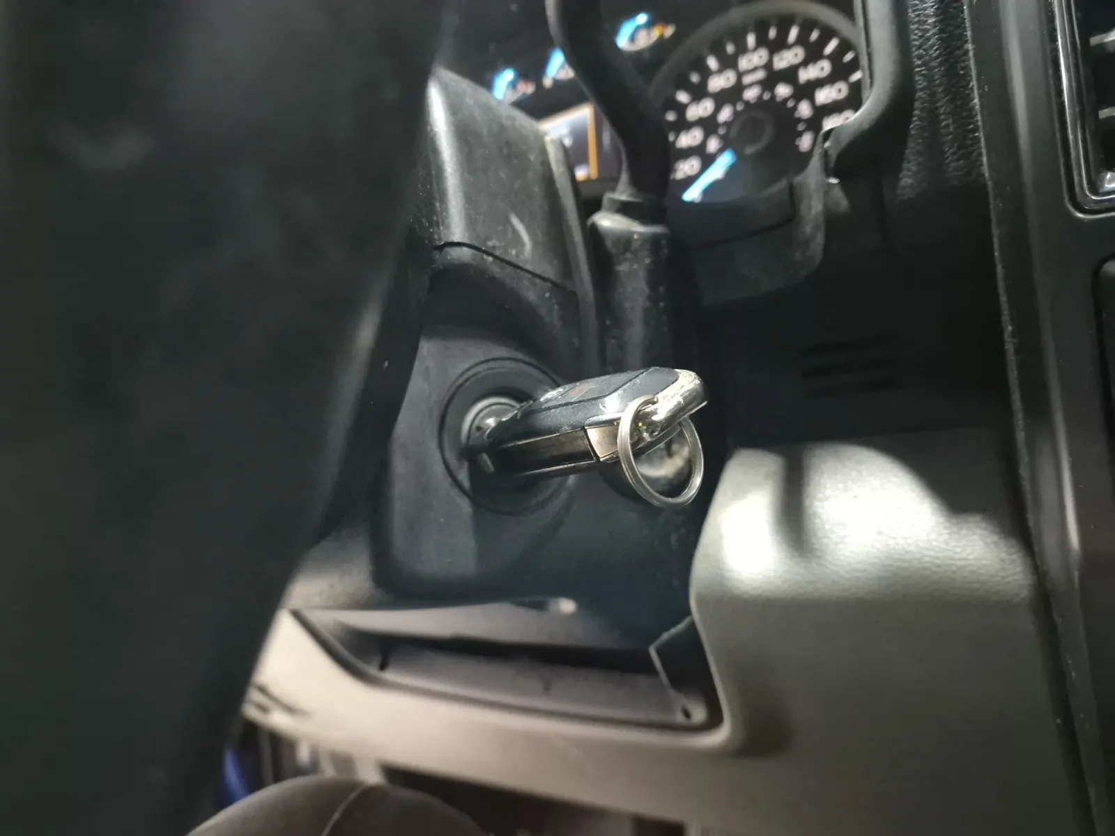 Keys/Fobs/Manual Photo