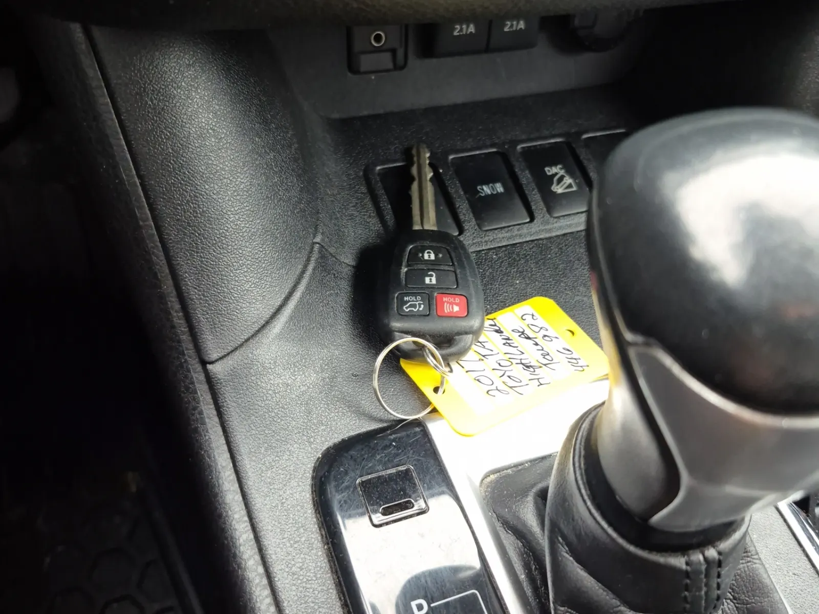 Keys/Fobs/Manual Photo