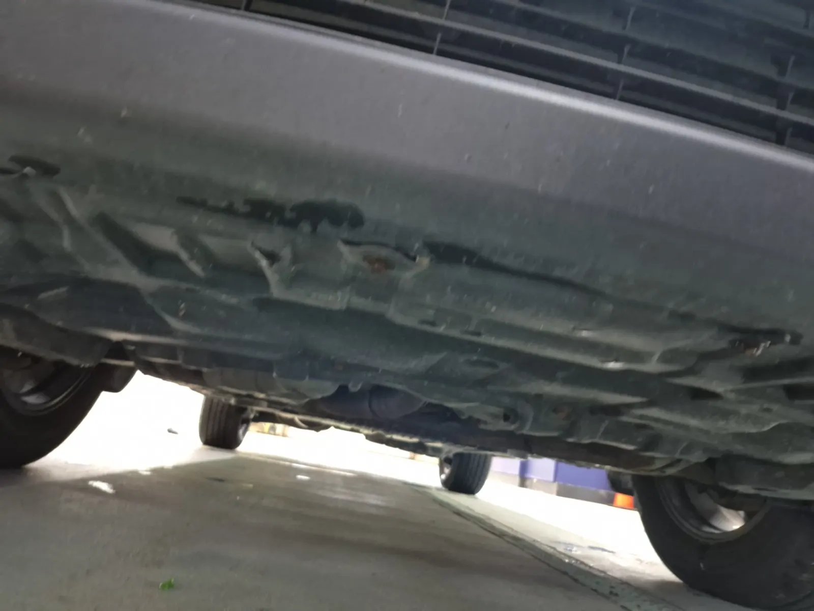 Undercarriage - Front Photo