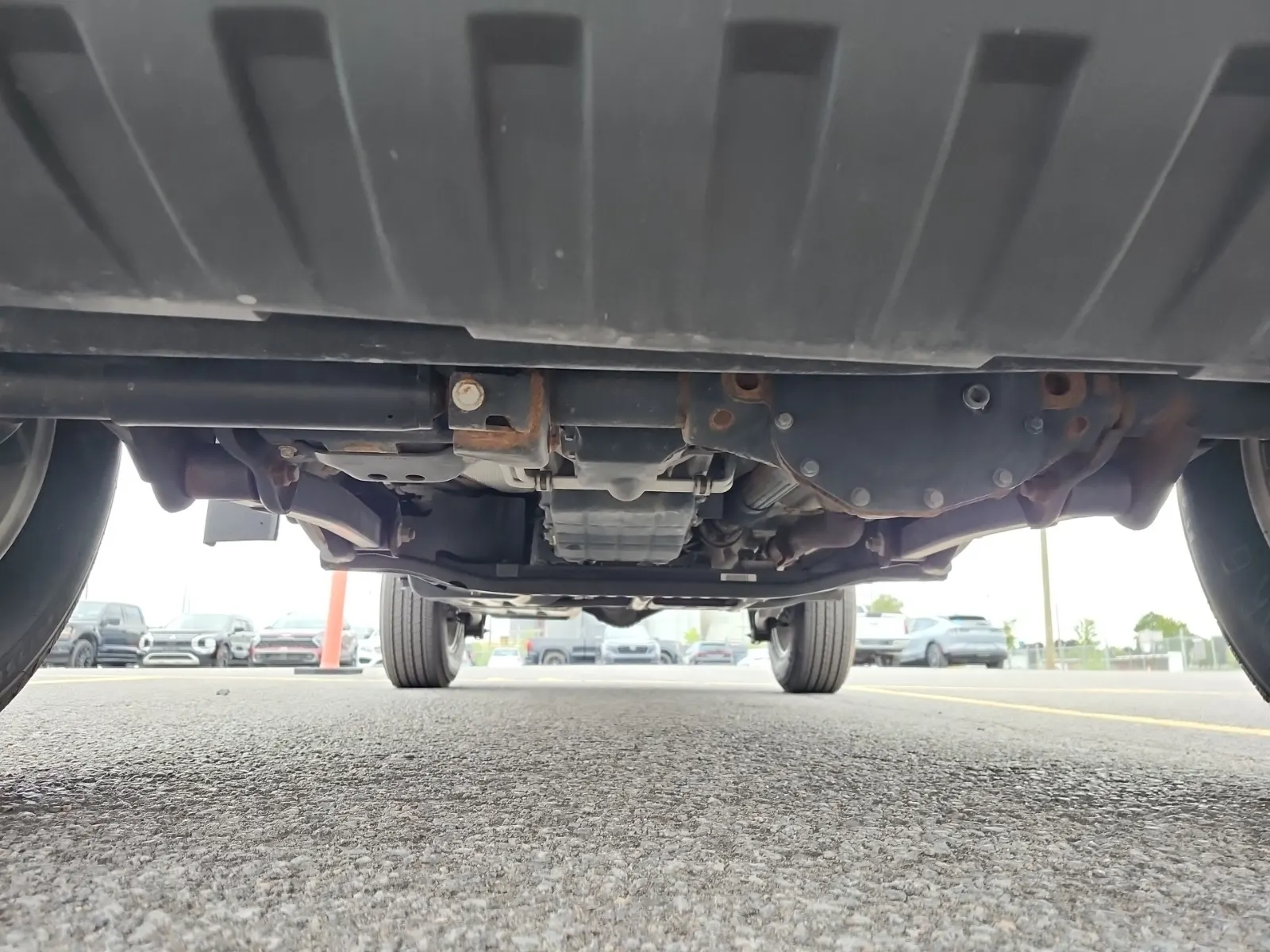 Undercarriage - Front Photo