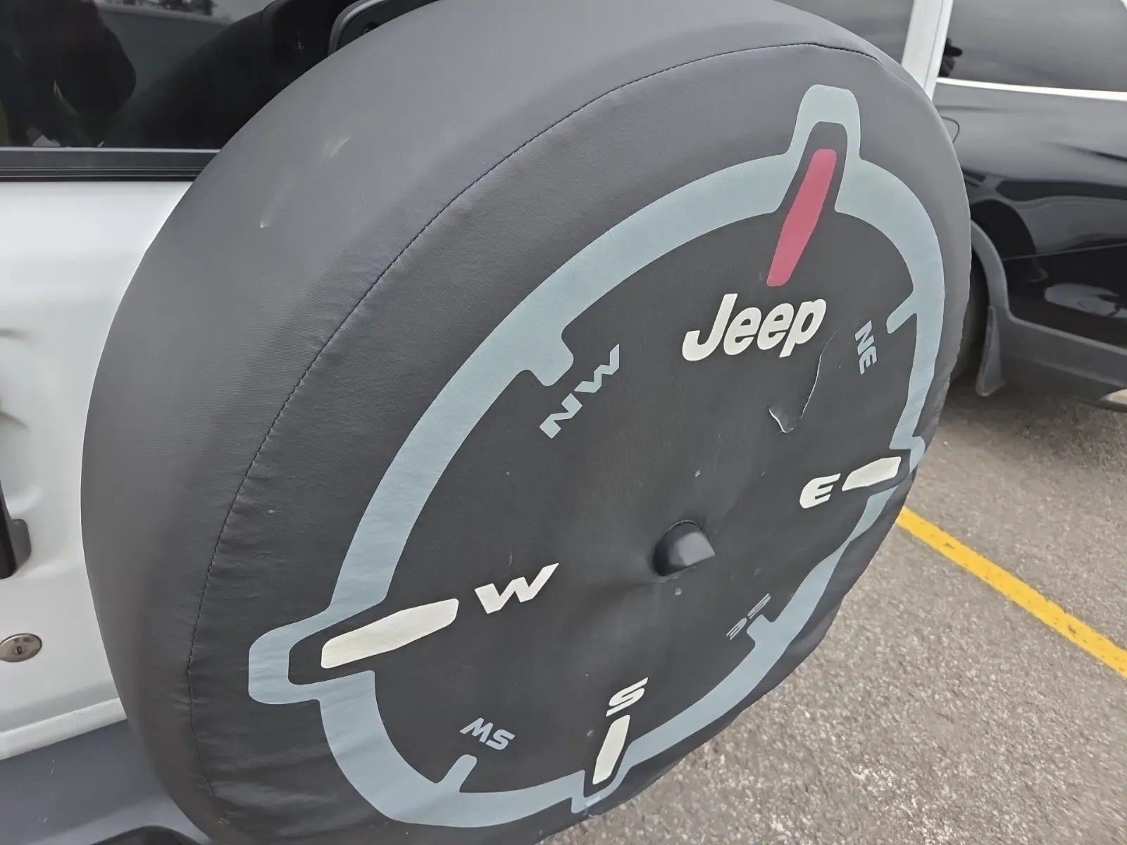 Spare Tire & Wheel Photo