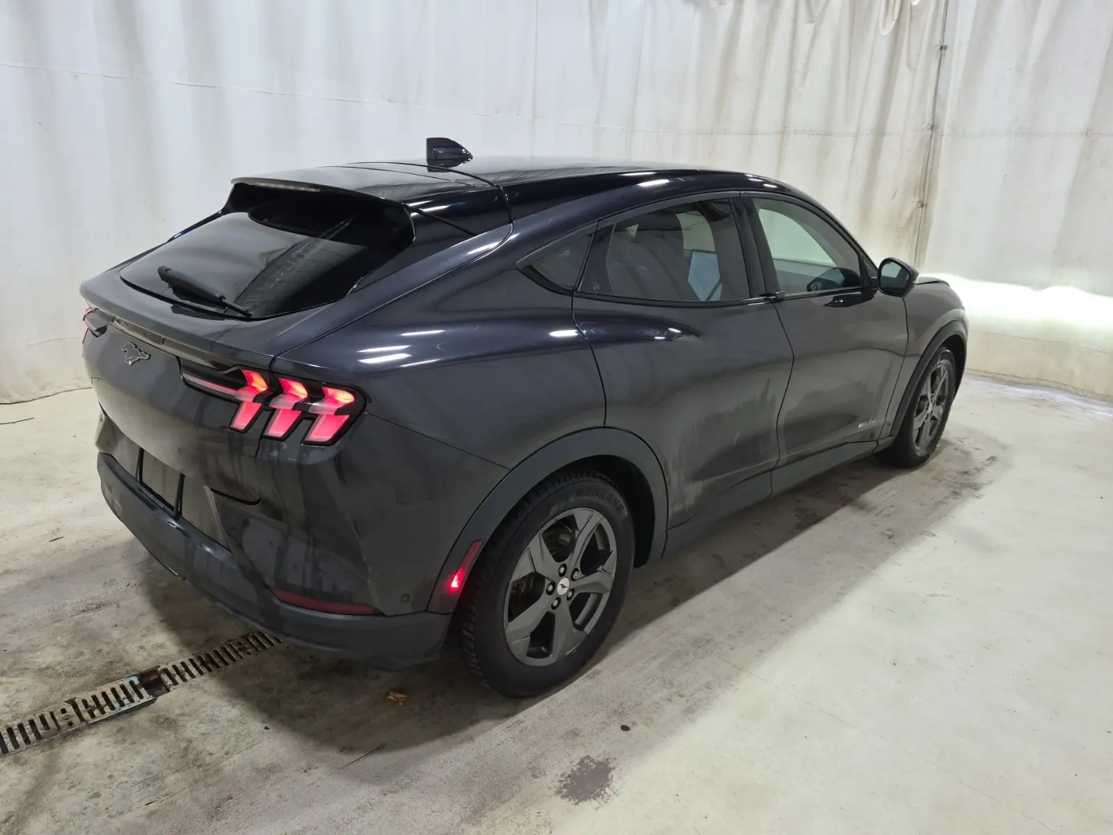 Passenger Rear 3/4 Photo