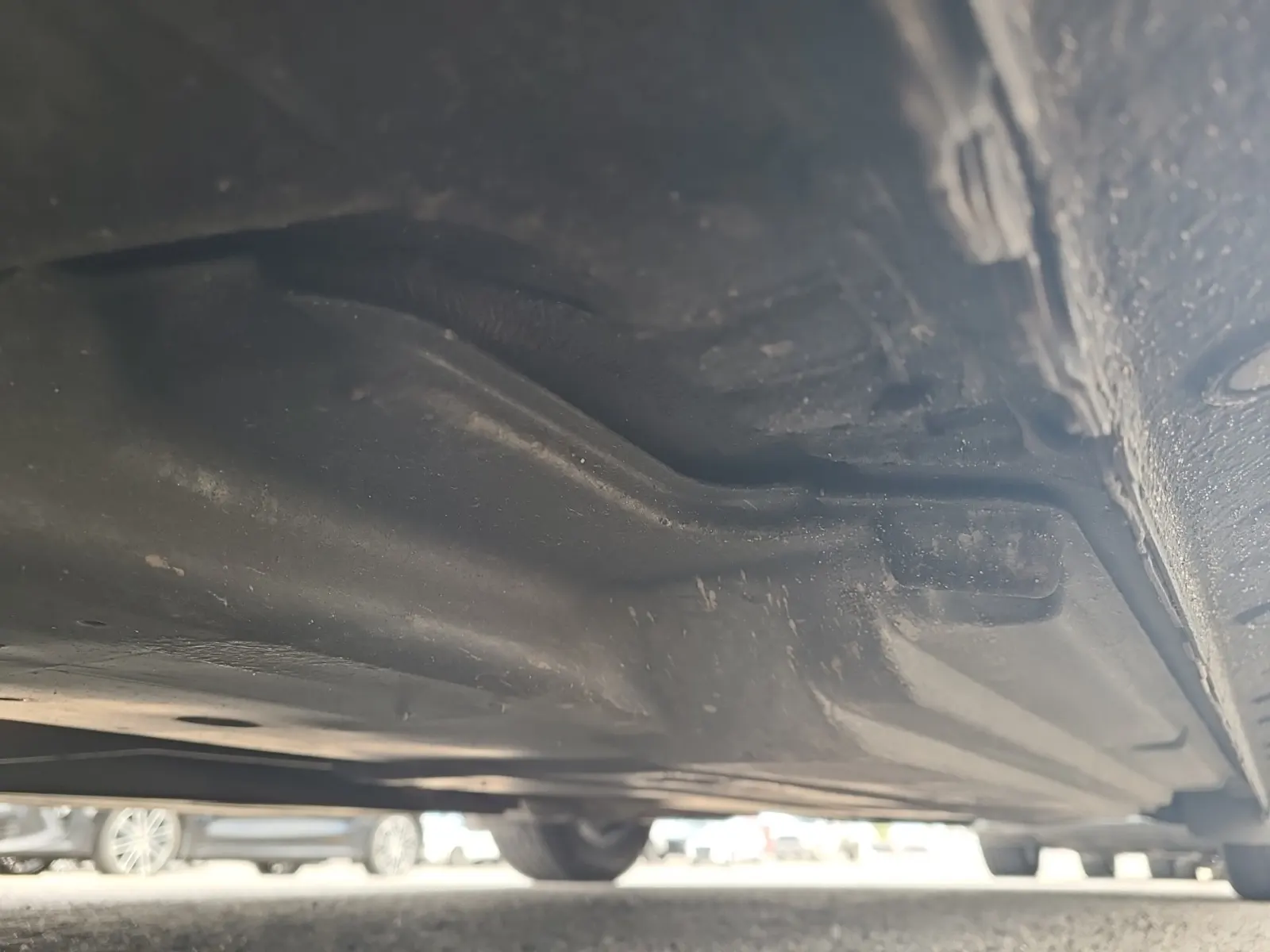 Undercarriage - Driver Photo