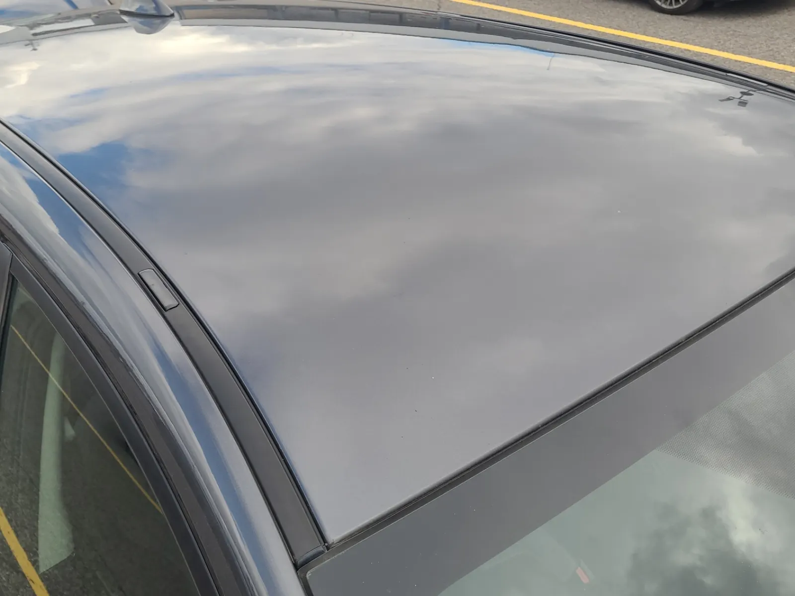 Exterior Roof Photo