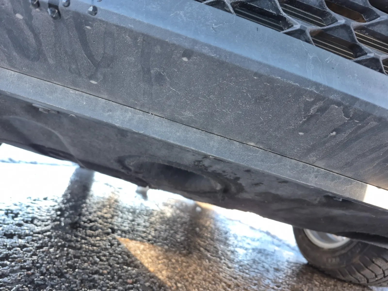 Undercarriage - Front Photo