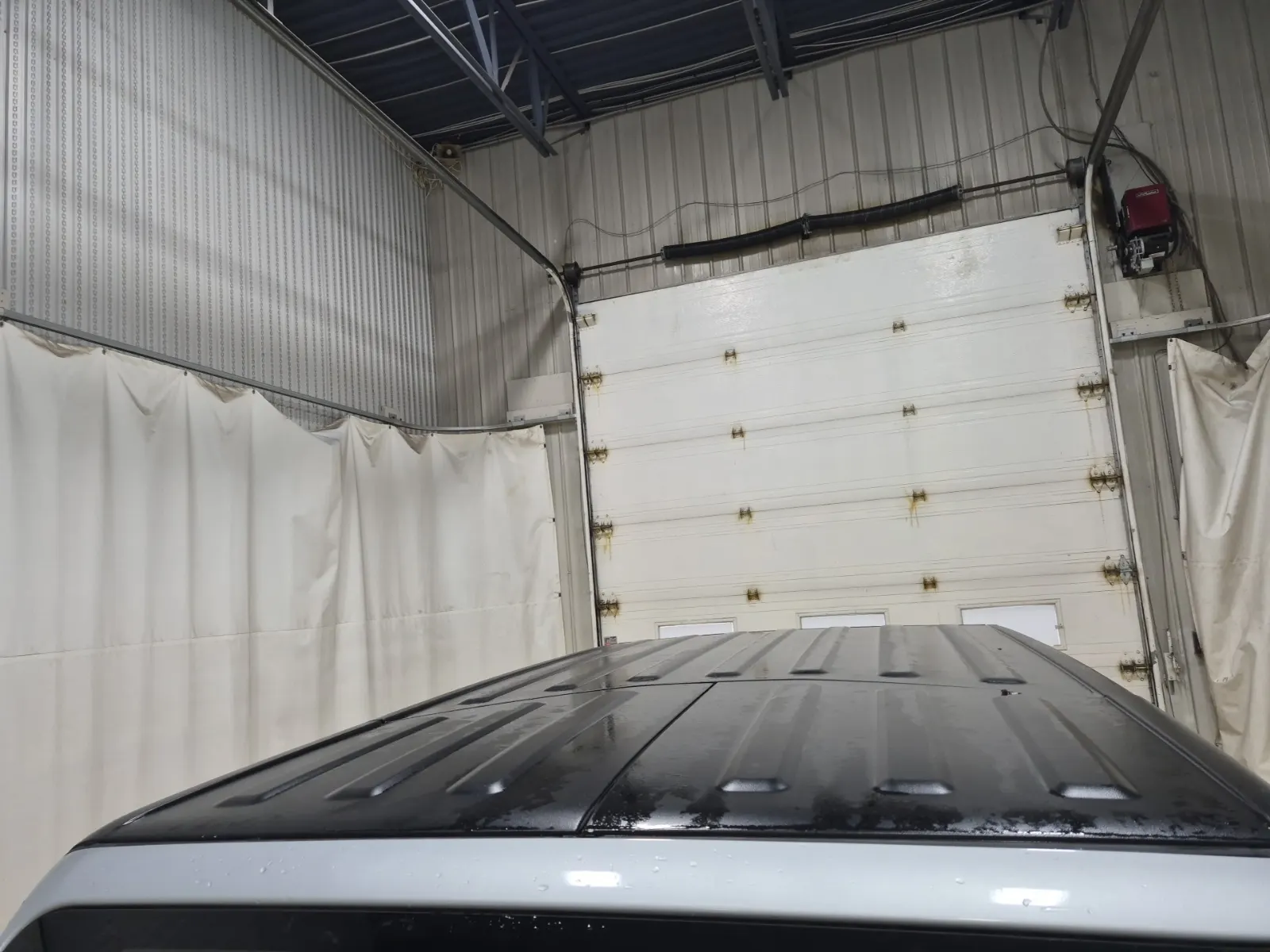 Exterior Roof Photo